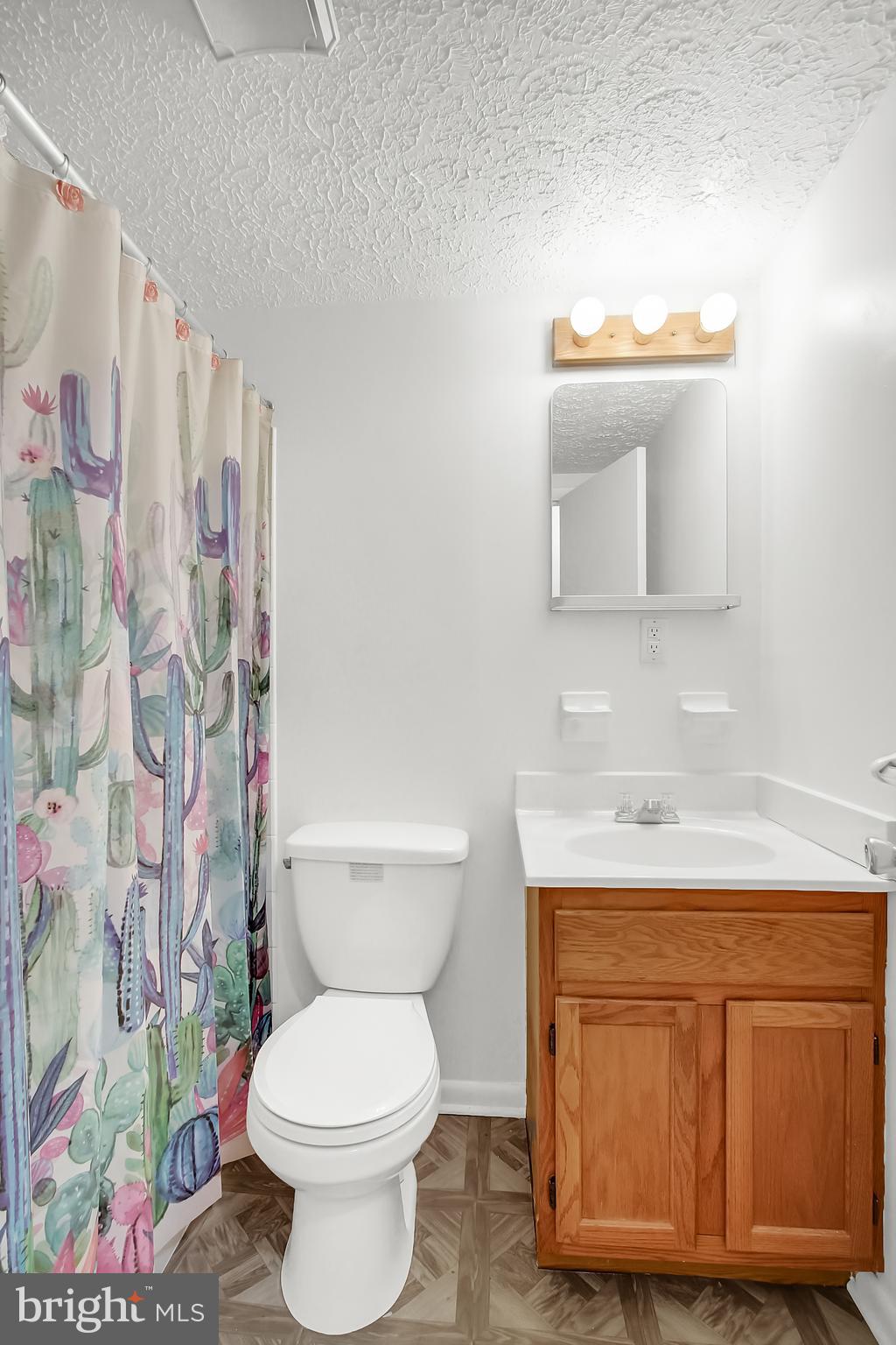 BRIGHT OAKS - Residential