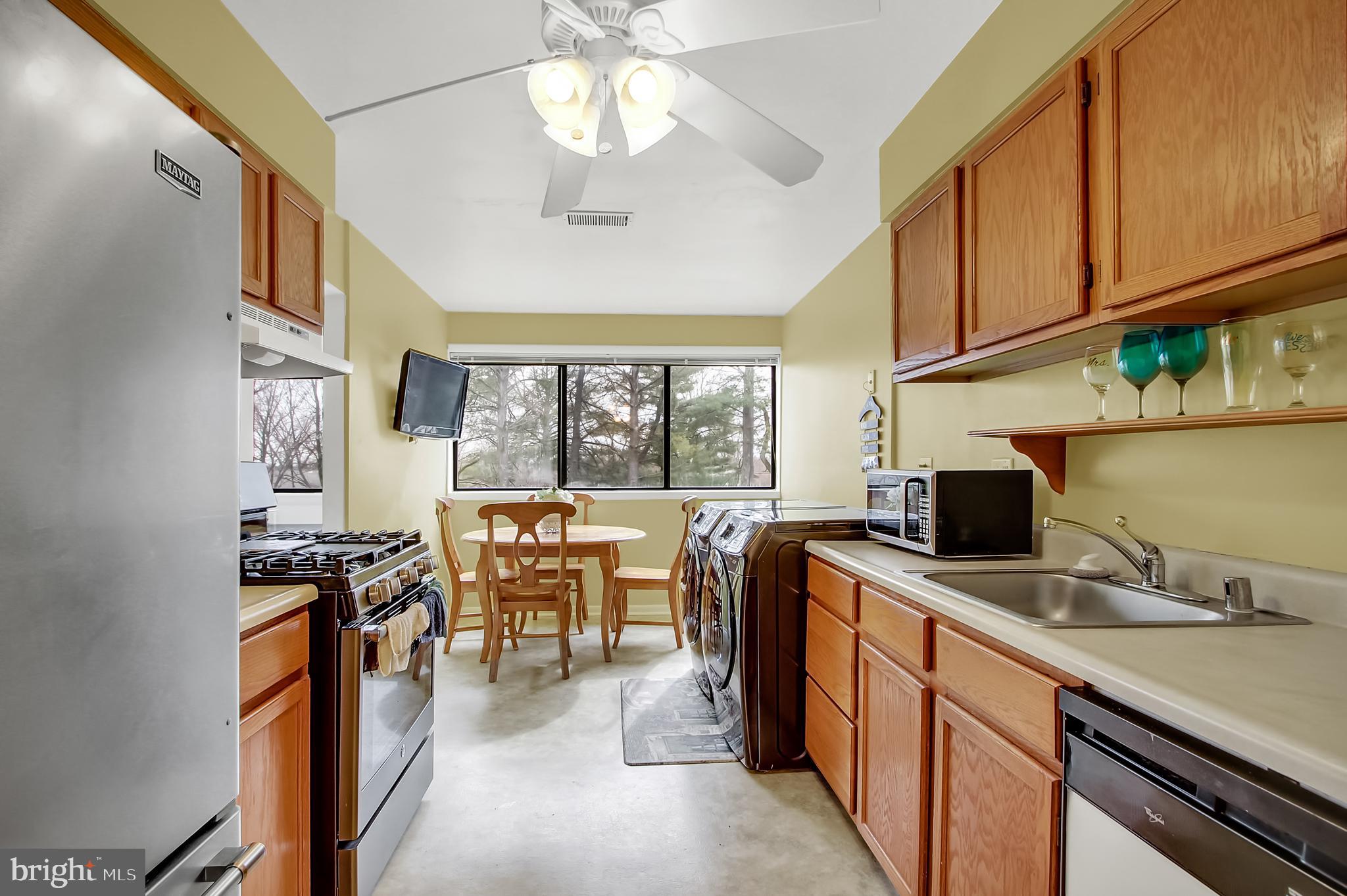 BRIGHT OAKS - Residential