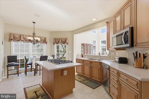 Photo of 712 Coybay Drive, ANNAPOLIS, MD 21401 (MLS # MDAA2143208)