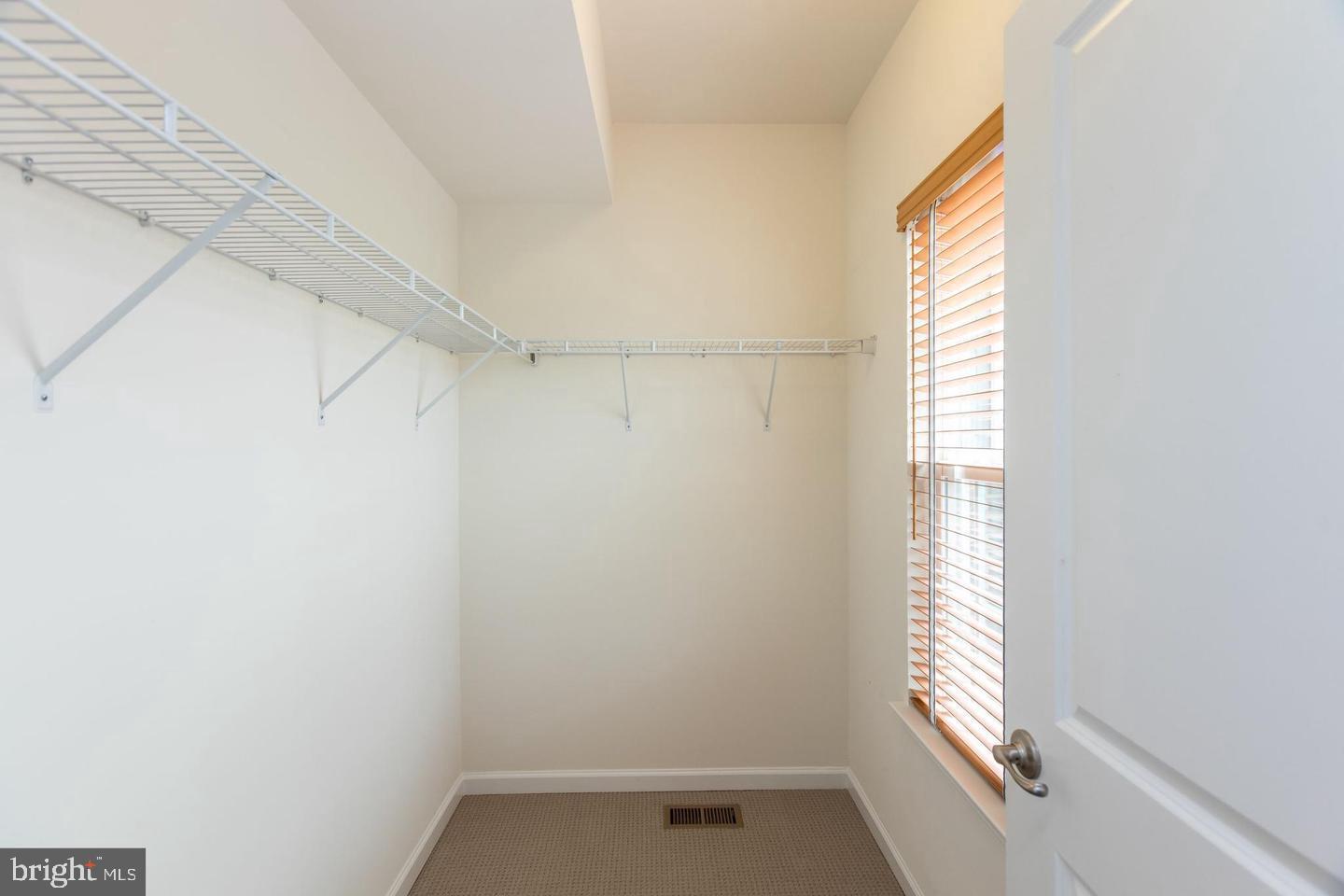 DISCOVERY SQUARE - Residential Lease