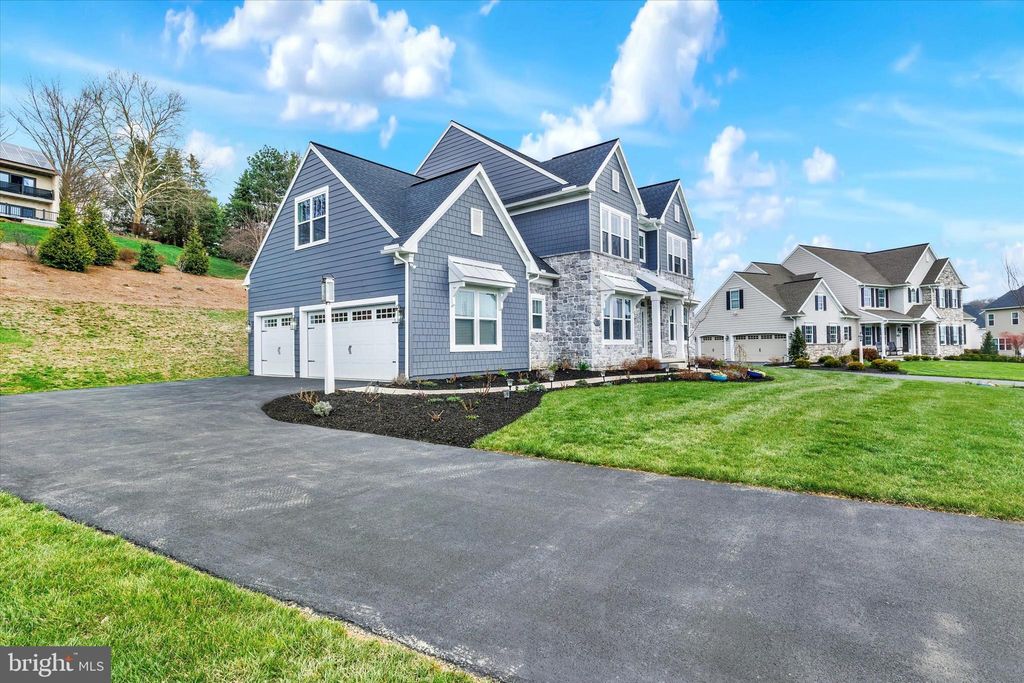 Photo of 1033 Lititz Bend Drive, LITITZ, PA 17543 (MLS # PALA2082200)