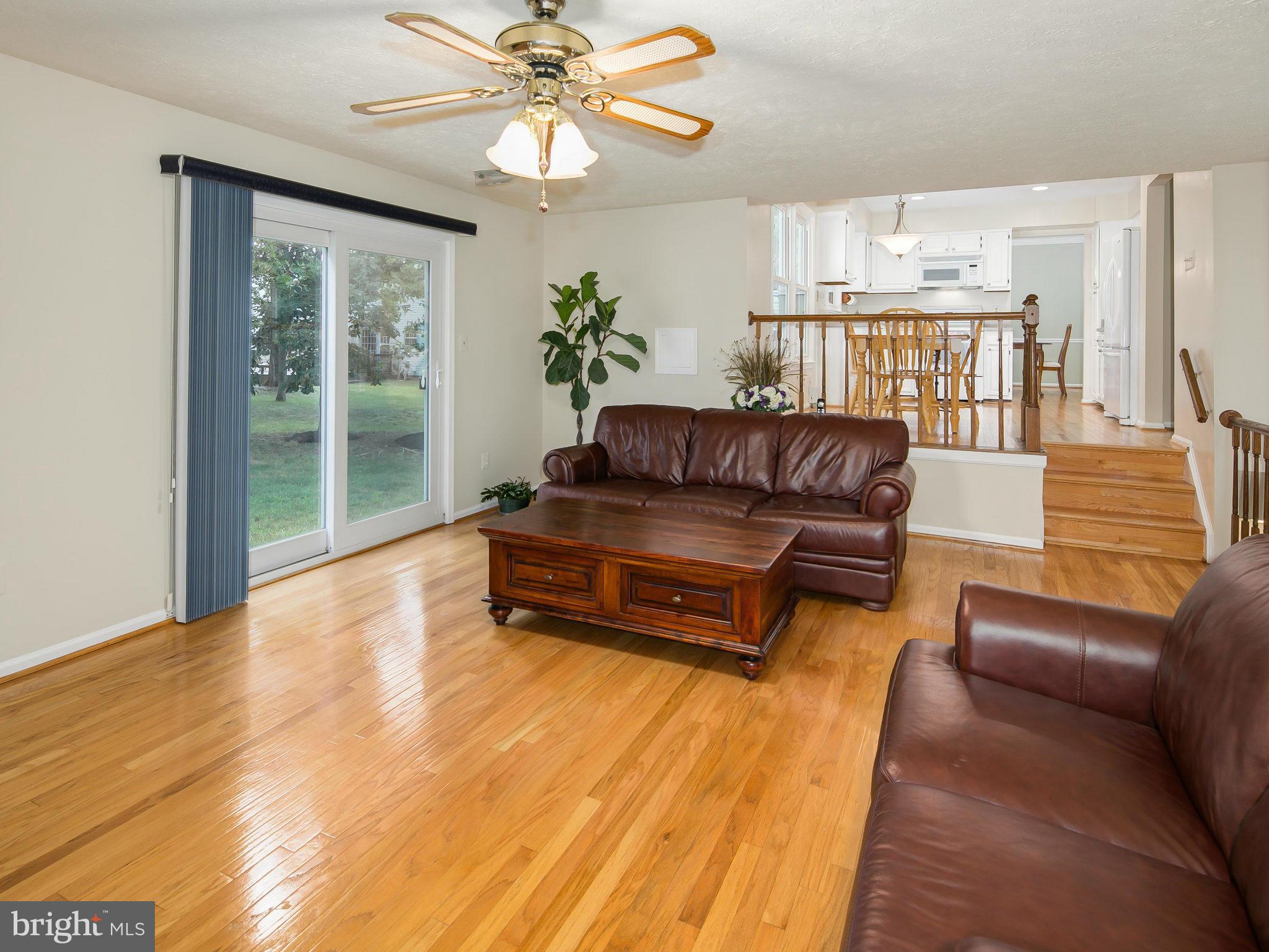 FOX MILL ESTATES - Residential