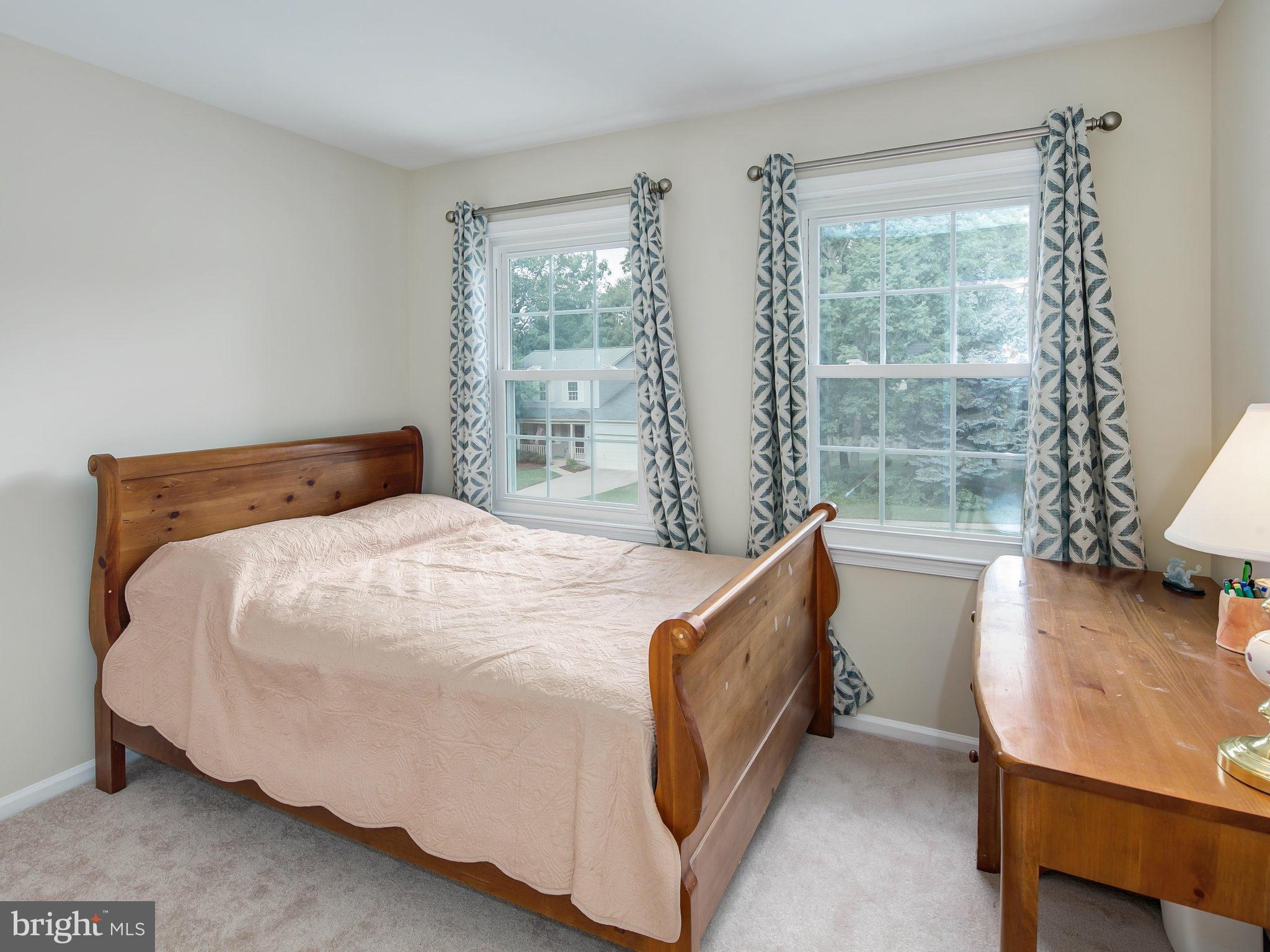 FOX MILL ESTATES - Residential