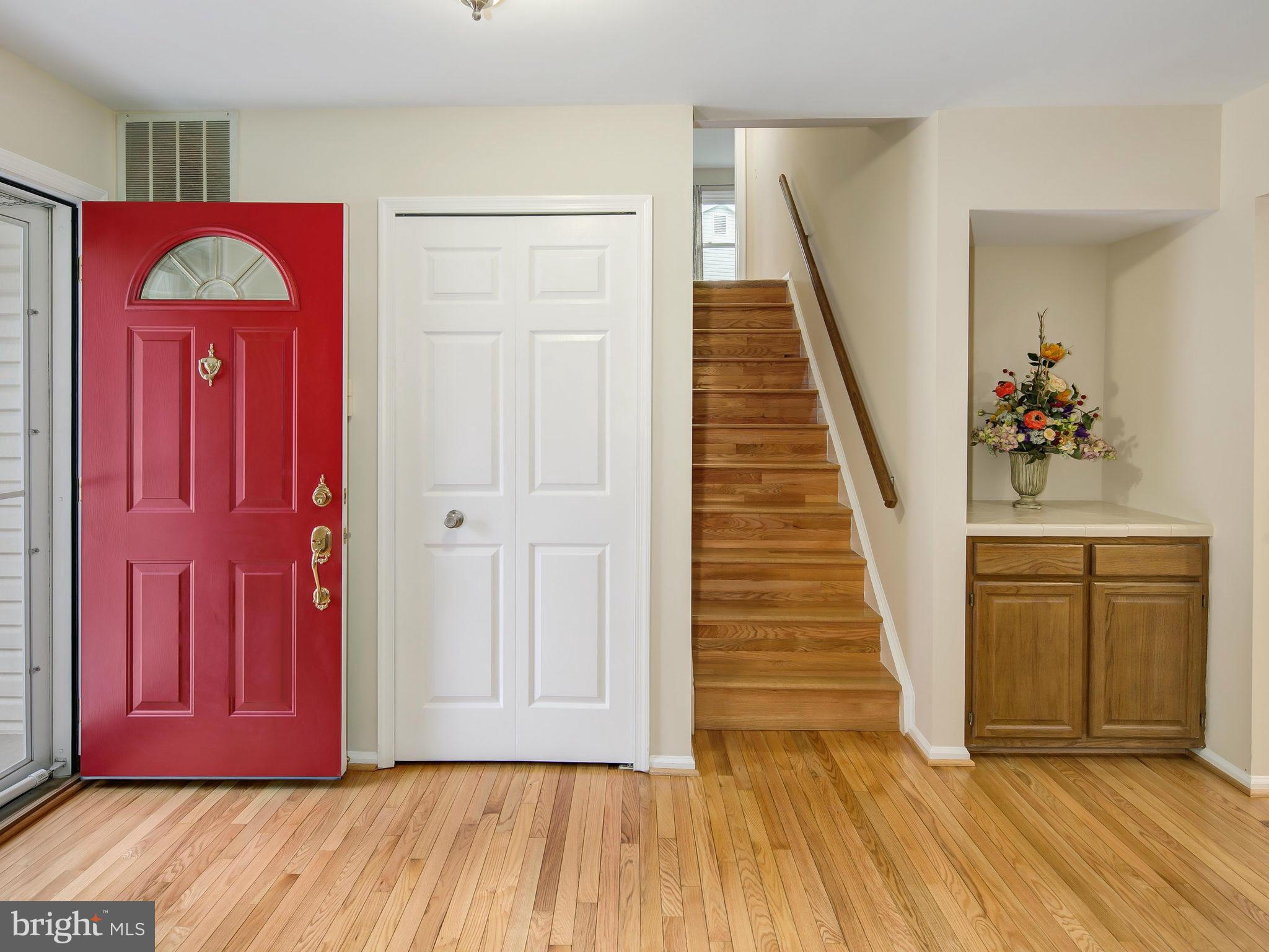 FOX MILL ESTATES - Residential