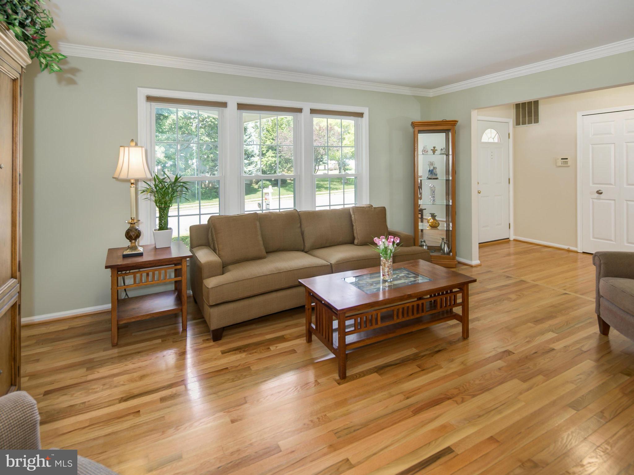 FOX MILL ESTATES - Residential