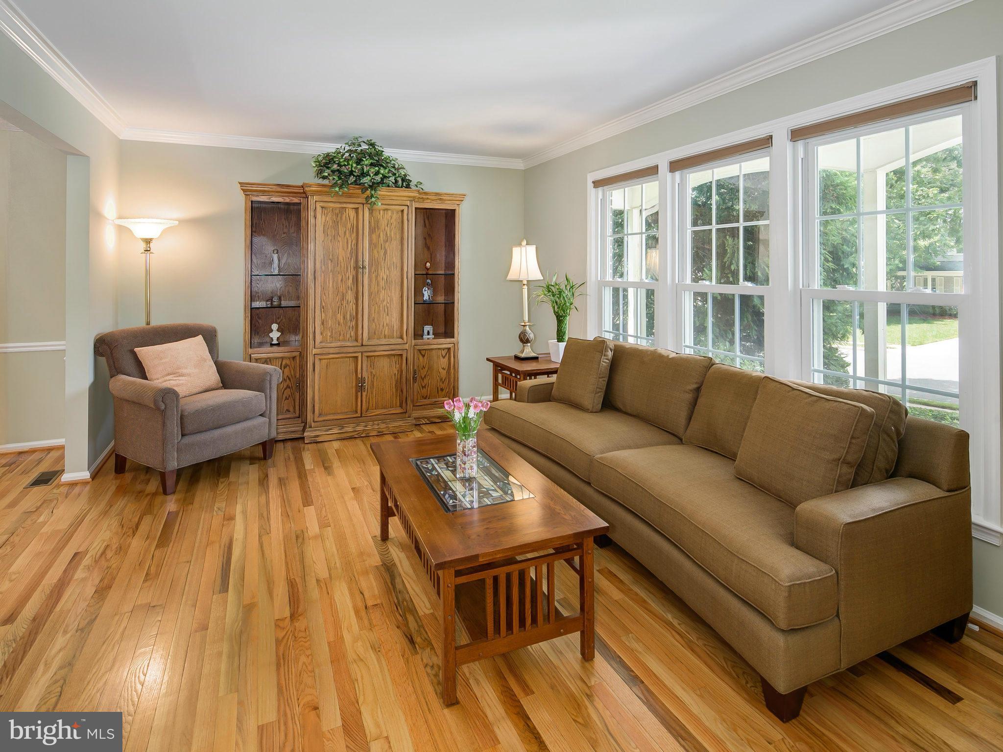 FOX MILL ESTATES - Residential