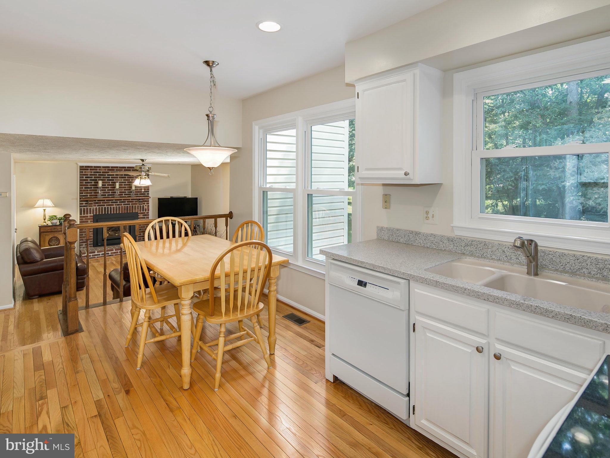 FOX MILL ESTATES - Residential