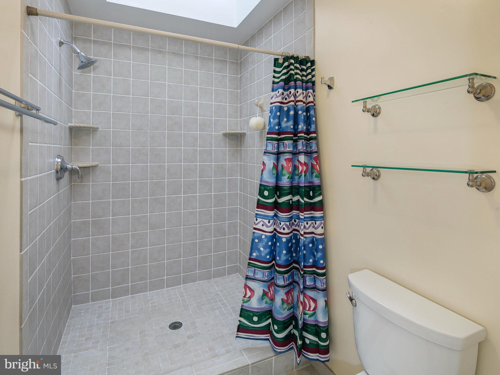 FOX MILL ESTATES - Residential