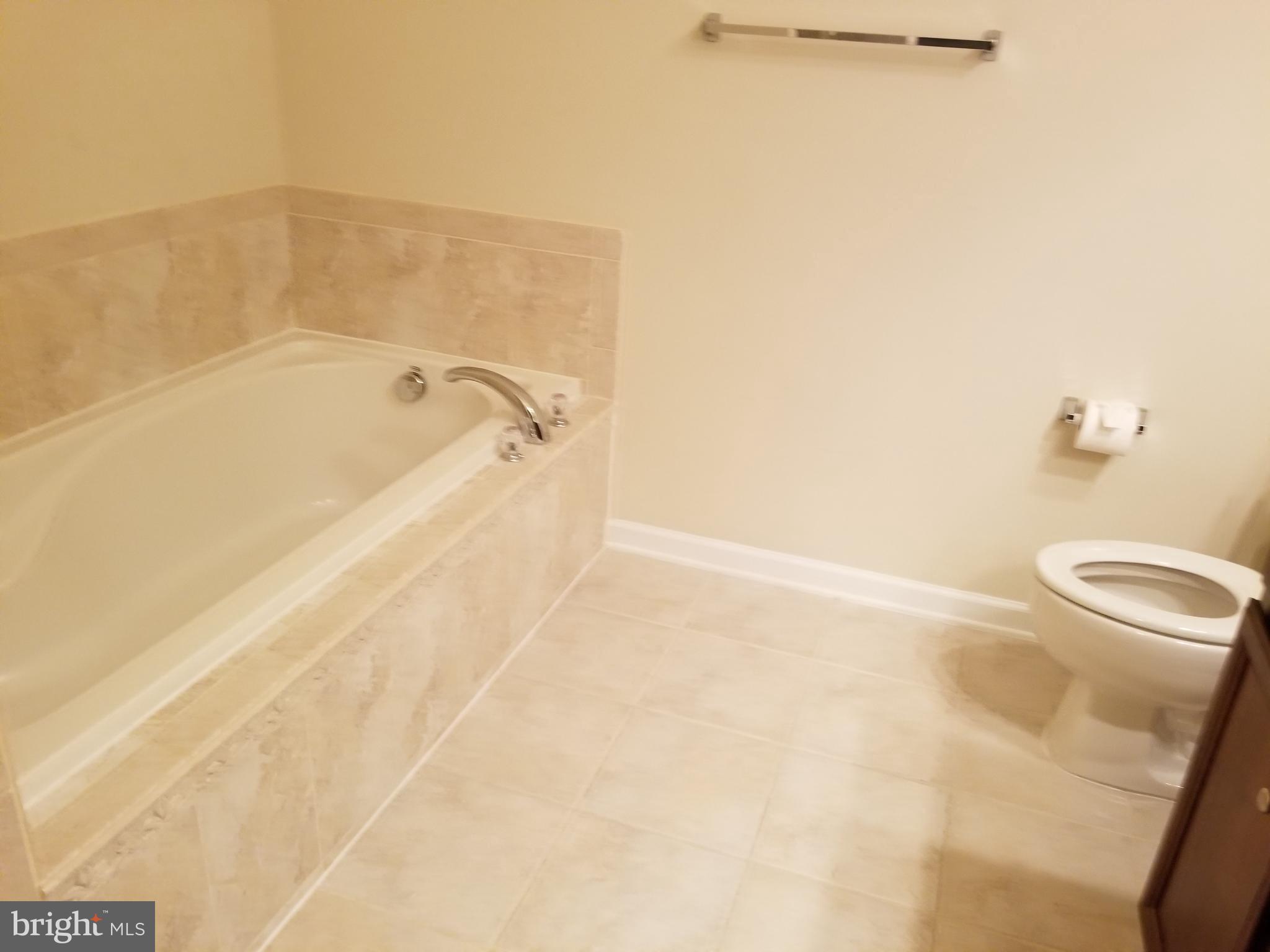 THE RESERVE AT MANASSAS PARK STATION - Residential