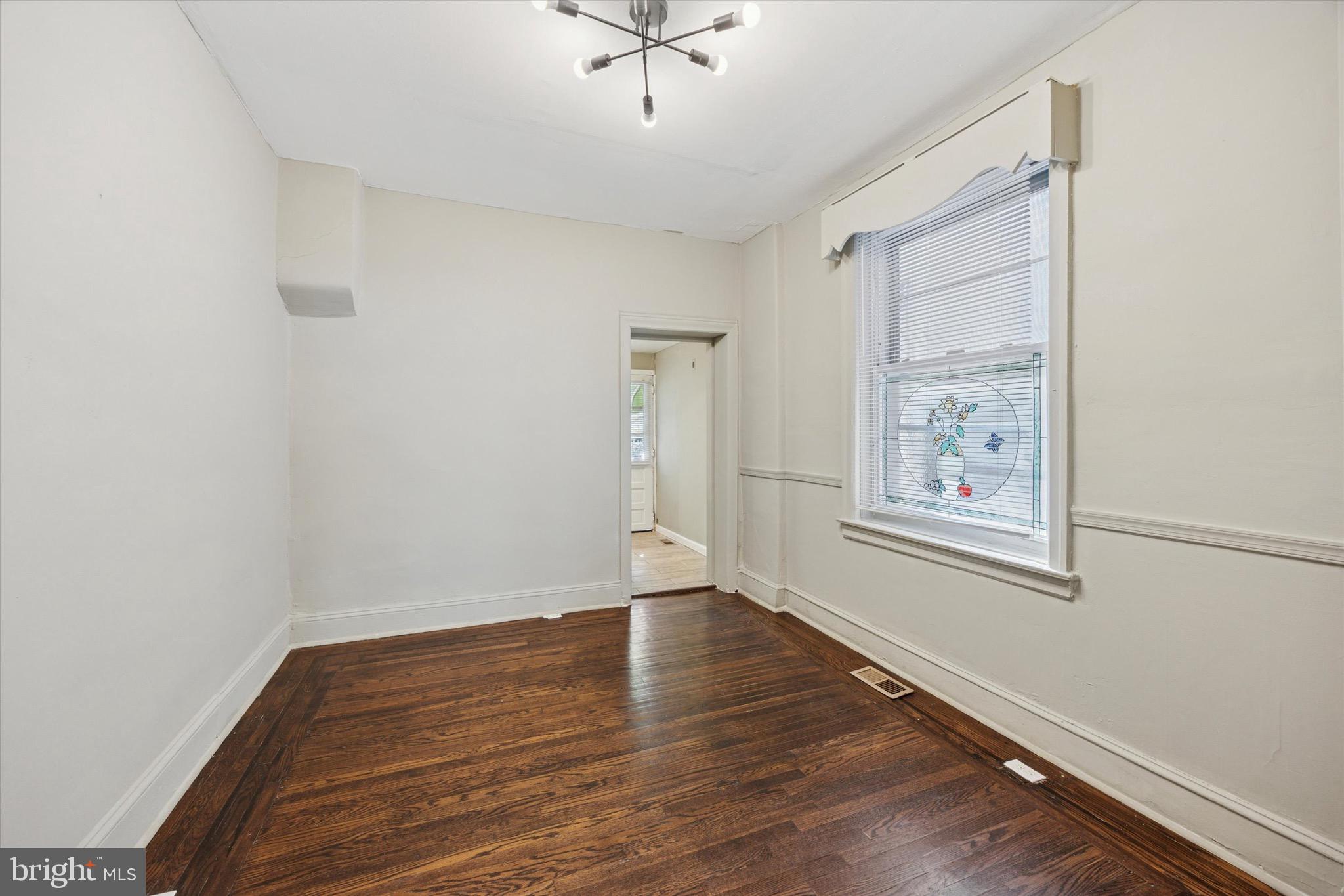 PORT RICHMOND - Residential