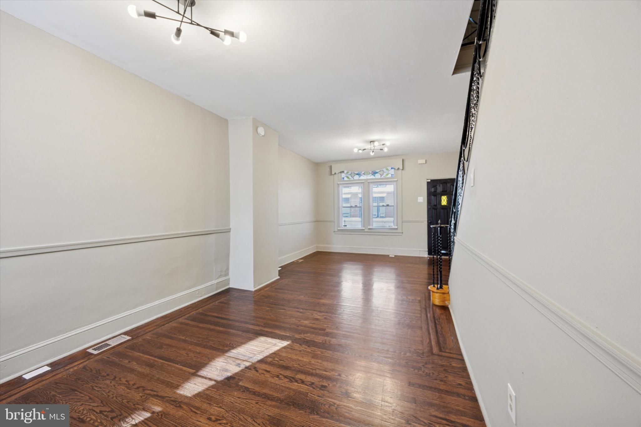 PORT RICHMOND - Residential