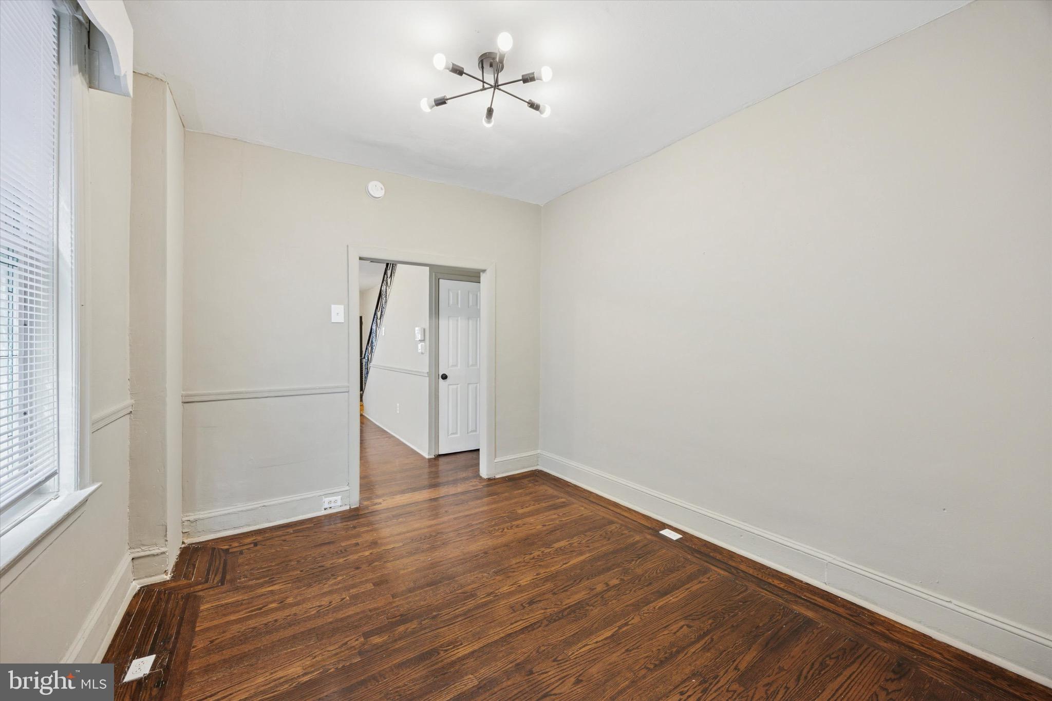 PORT RICHMOND - Residential