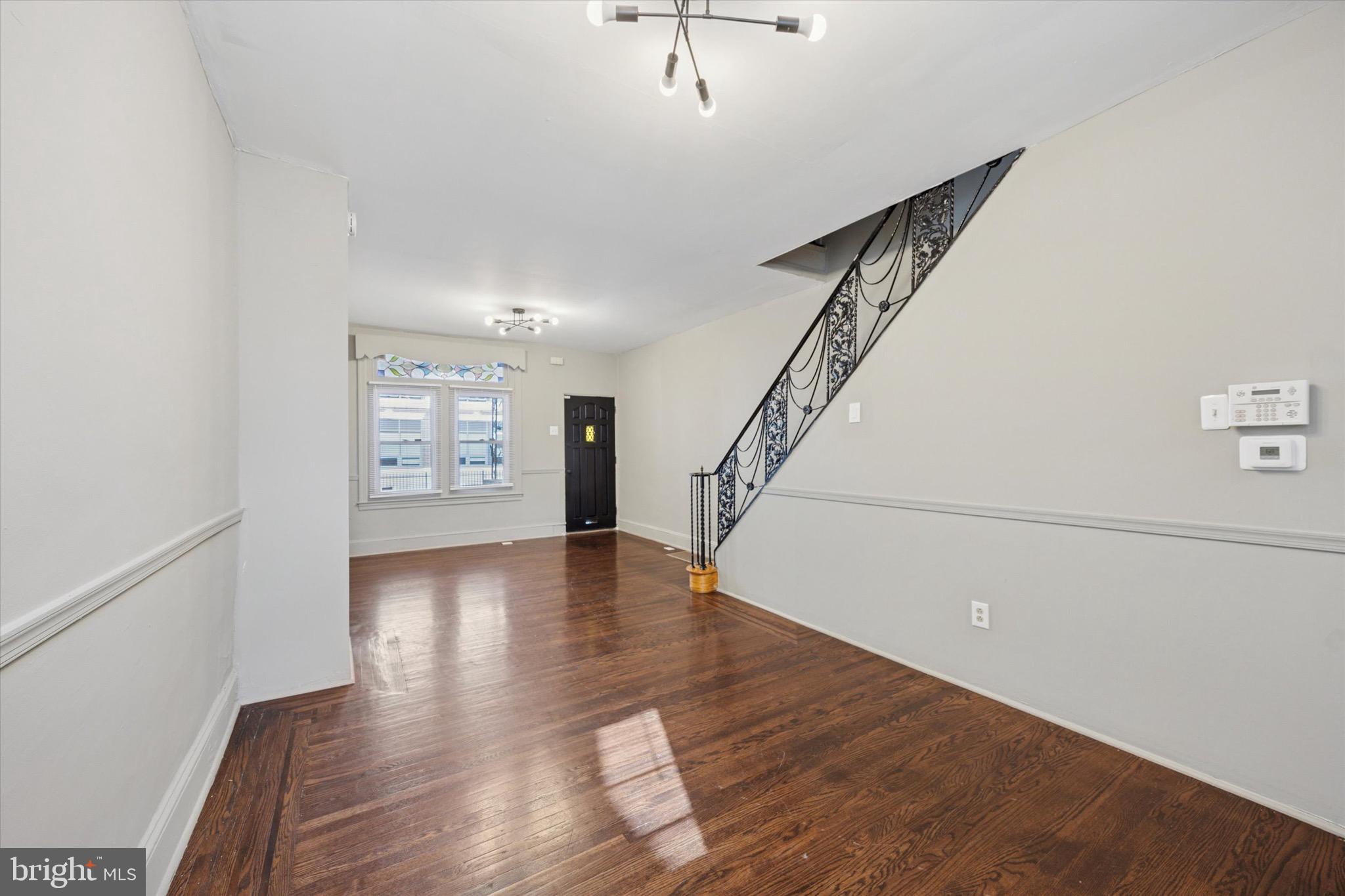 PORT RICHMOND - Residential