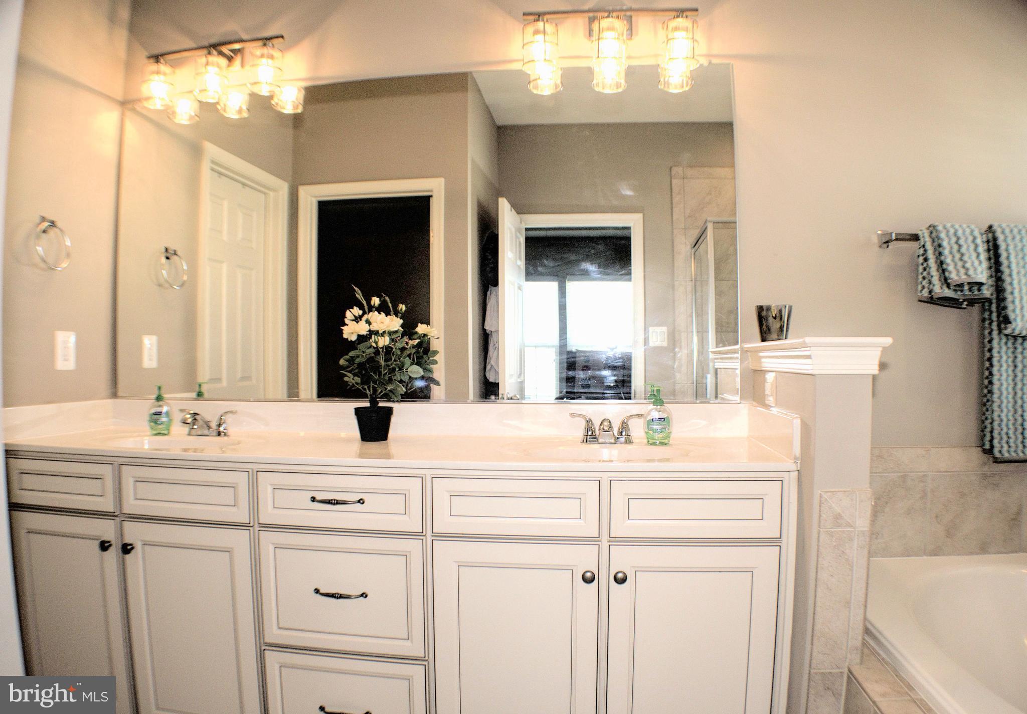 EMBREY MILL - Residential