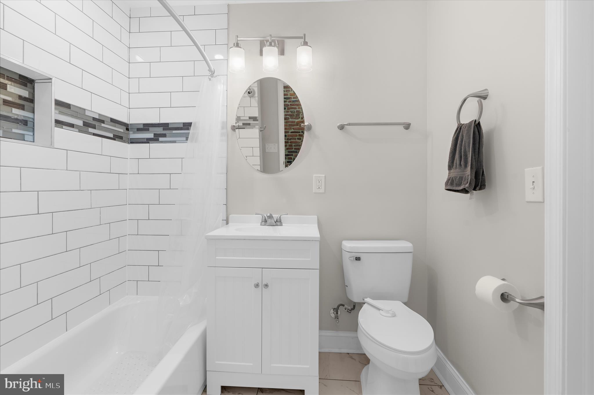 HIGHLANDTOWN - Residential