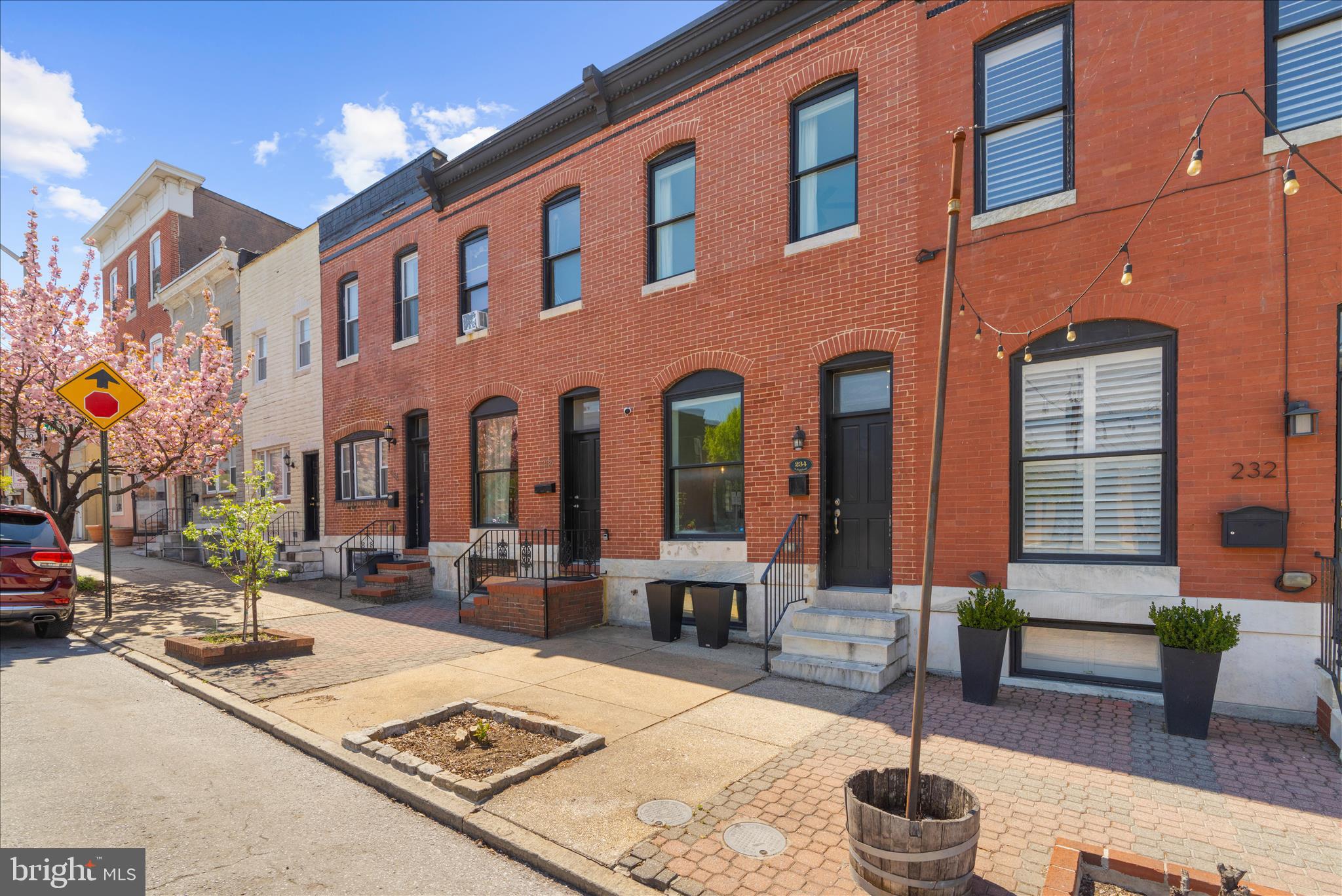 HIGHLANDTOWN - Residential