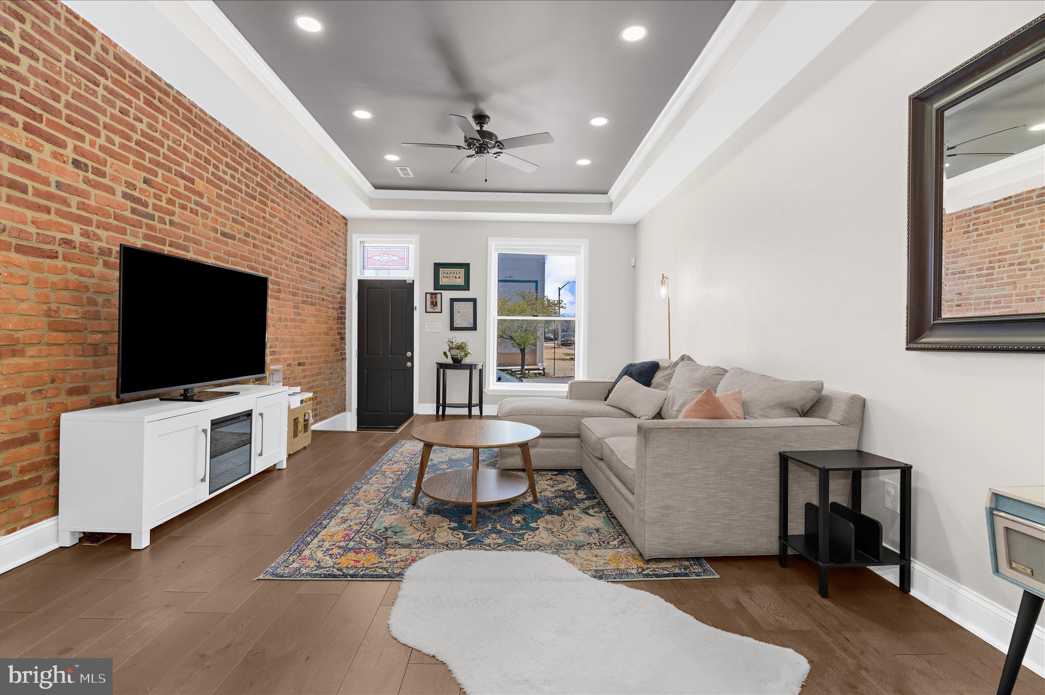 HIGHLANDTOWN - Residential