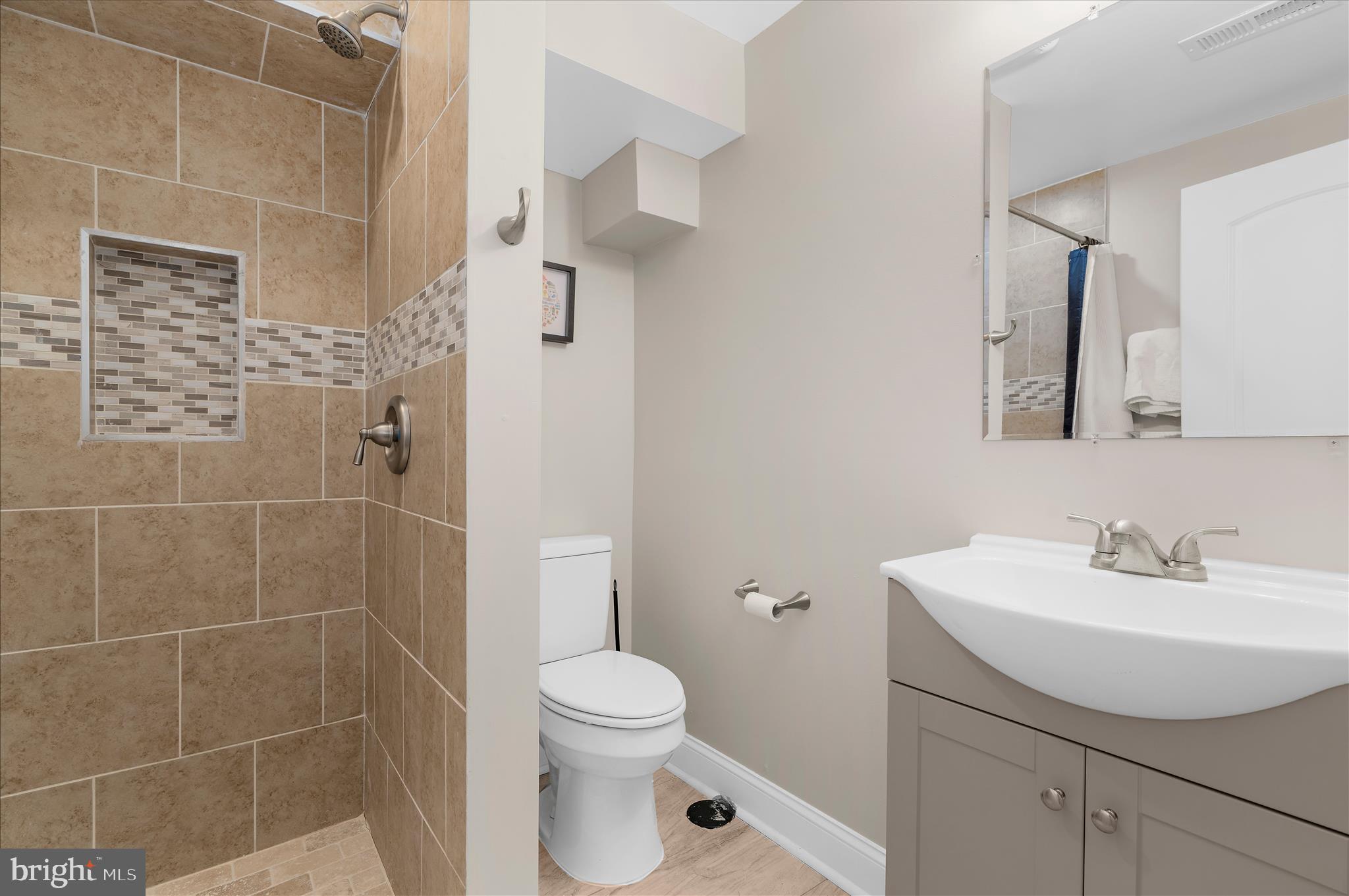 HIGHLANDTOWN - Residential