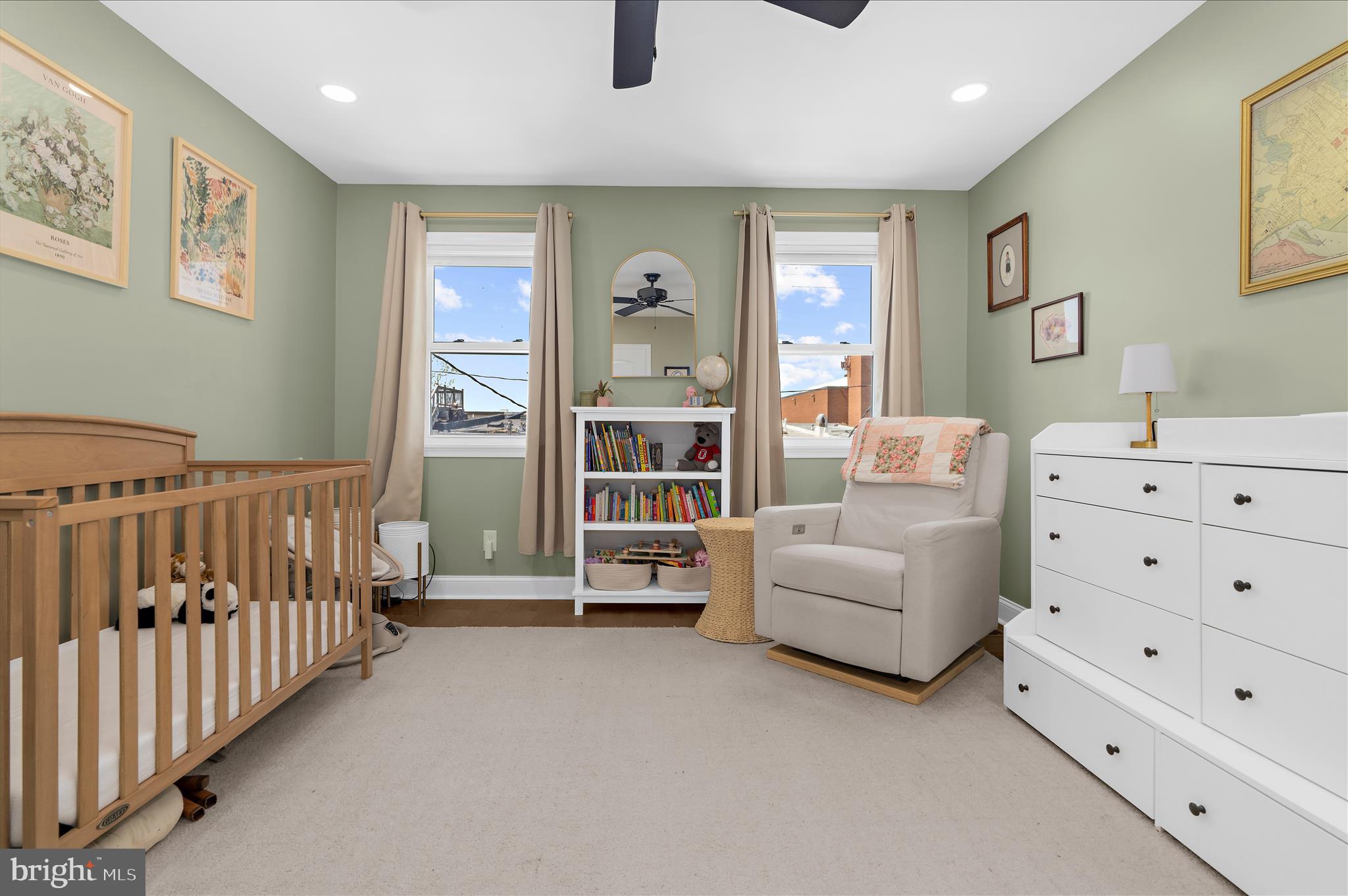 HIGHLANDTOWN - Residential