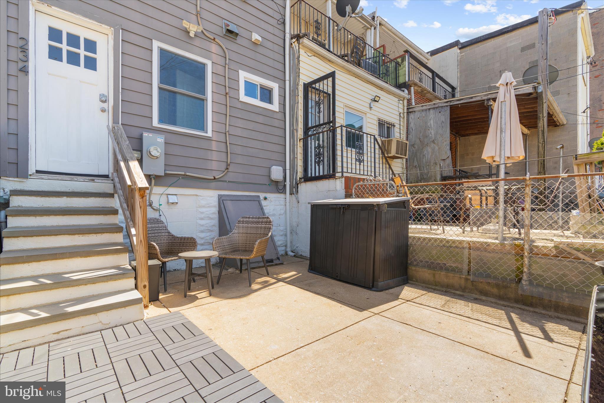 HIGHLANDTOWN - Residential