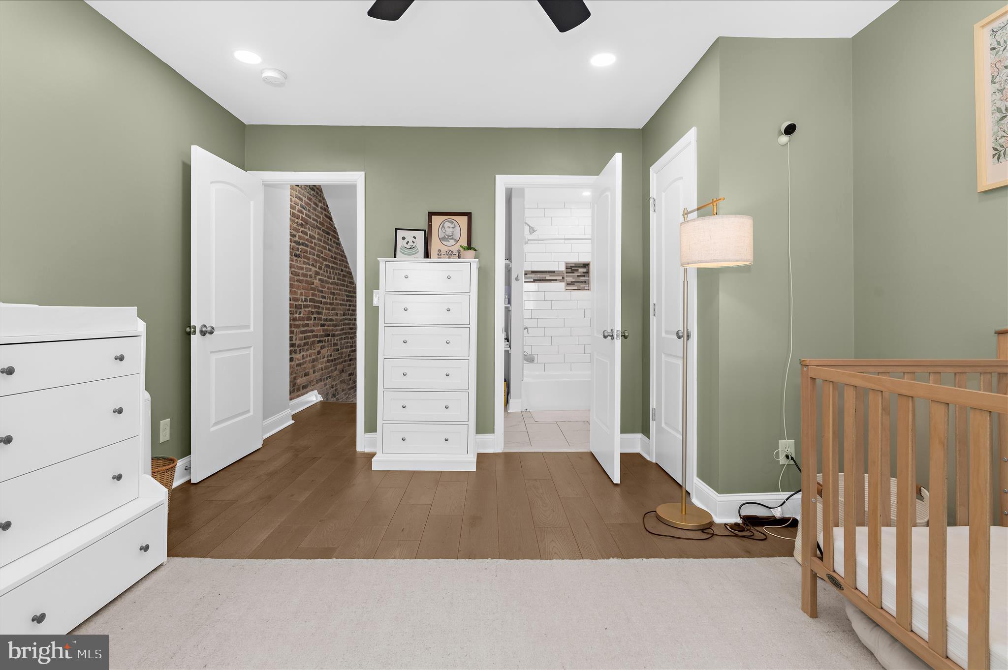 HIGHLANDTOWN - Residential