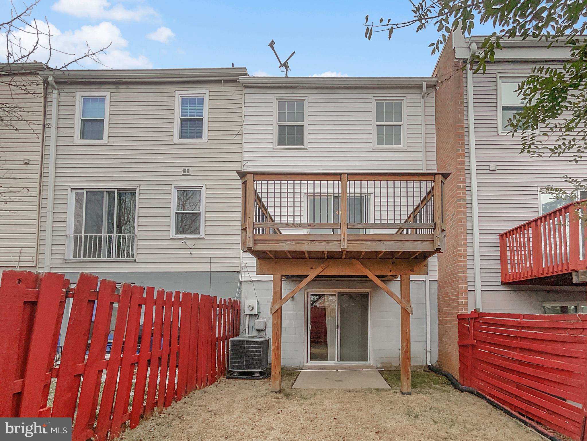 GEORGETOWN VILLAGE - Residential