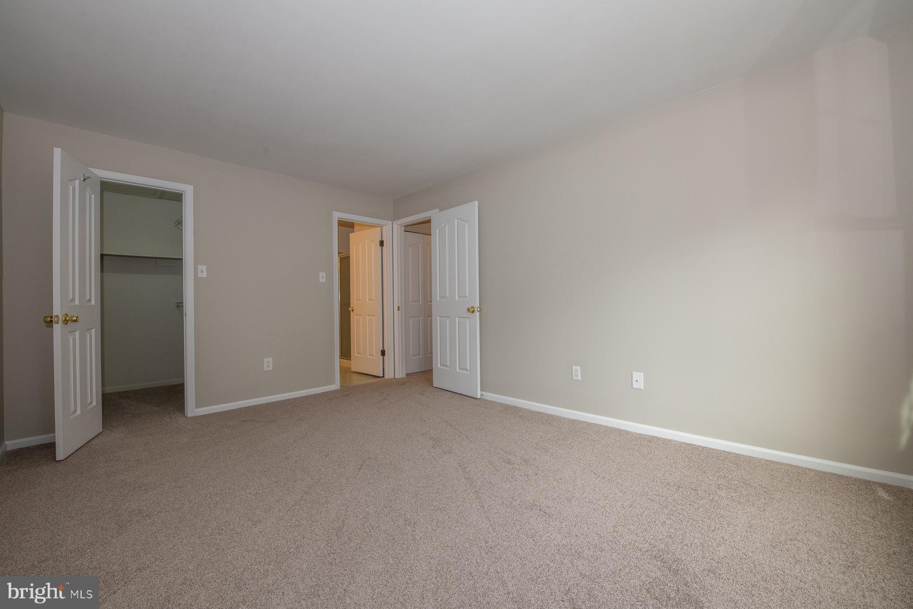 MONTGOMERY BROOKE - Residential