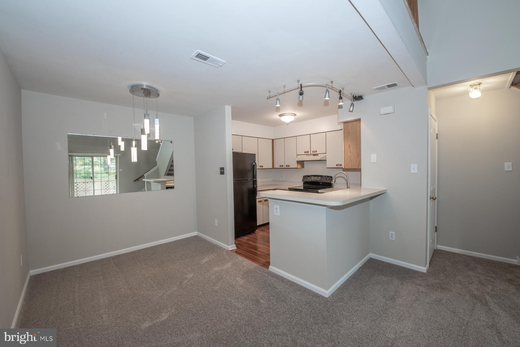 MONTGOMERY BROOKE - Residential