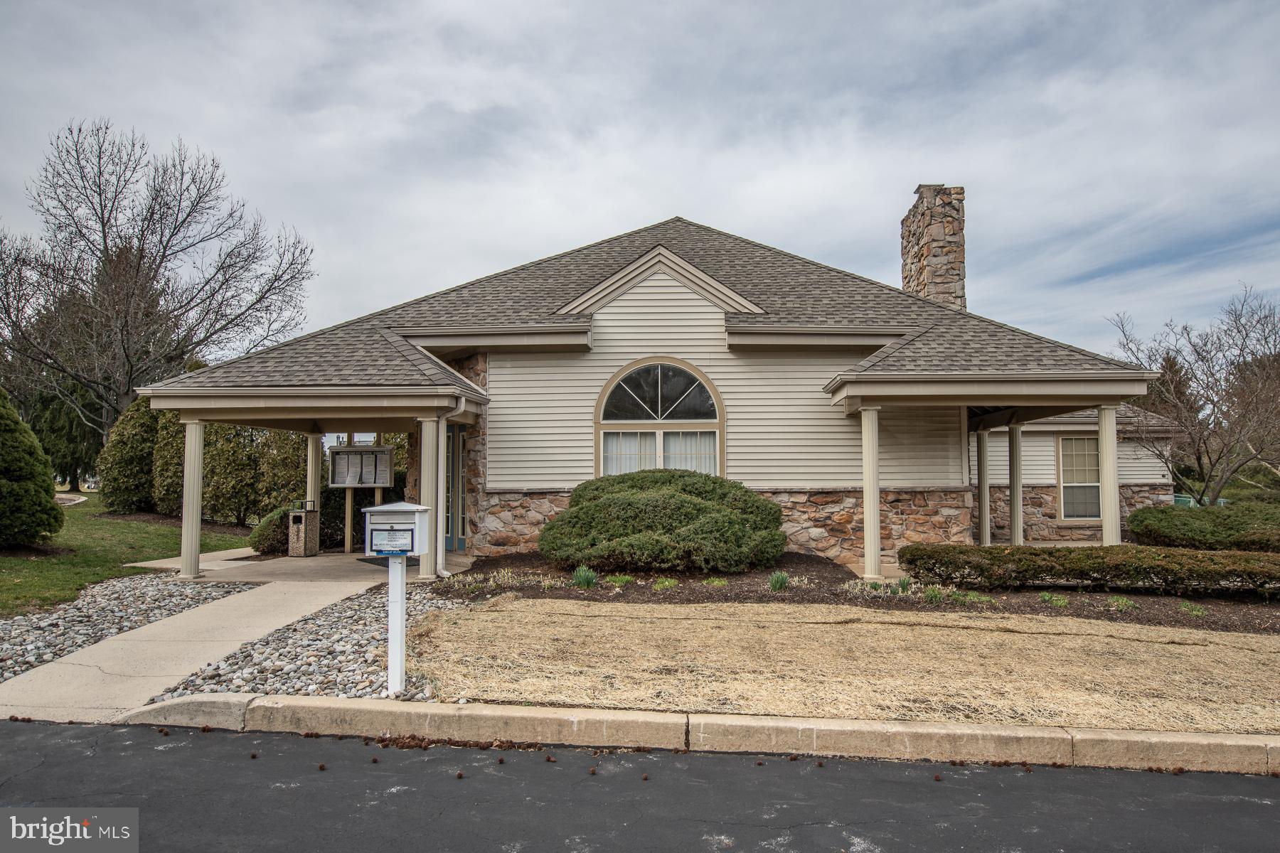 MONTGOMERY BROOKE - Residential