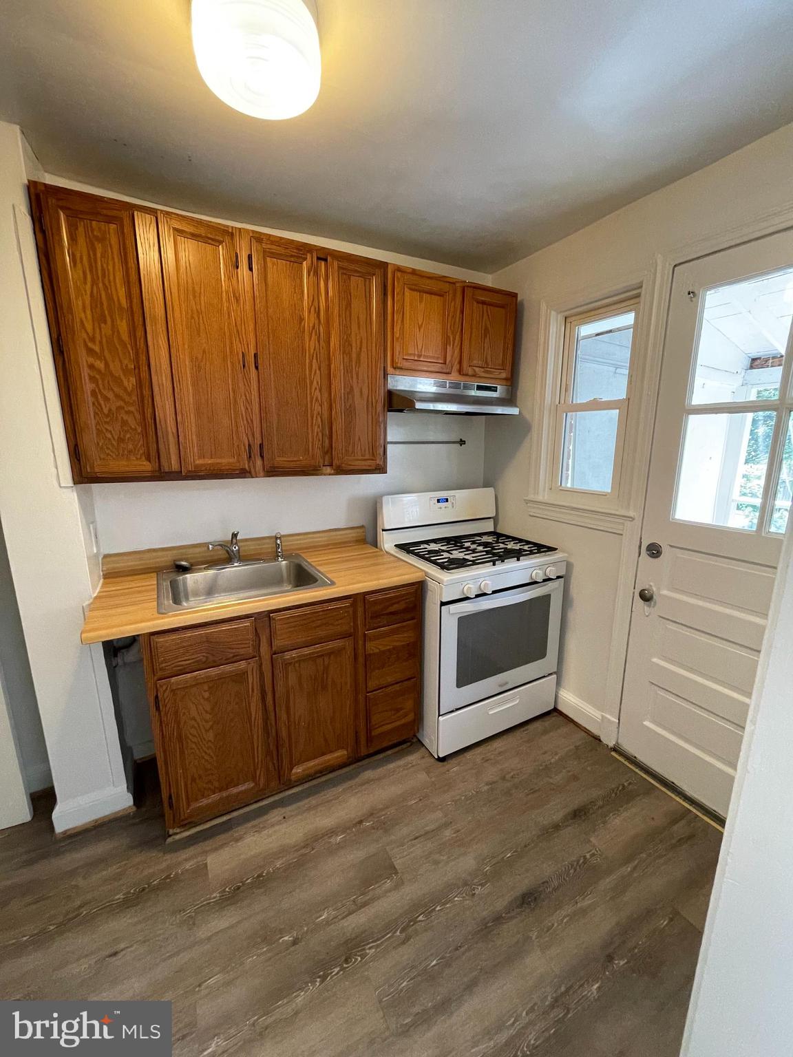 DEL RAY - Residential Lease