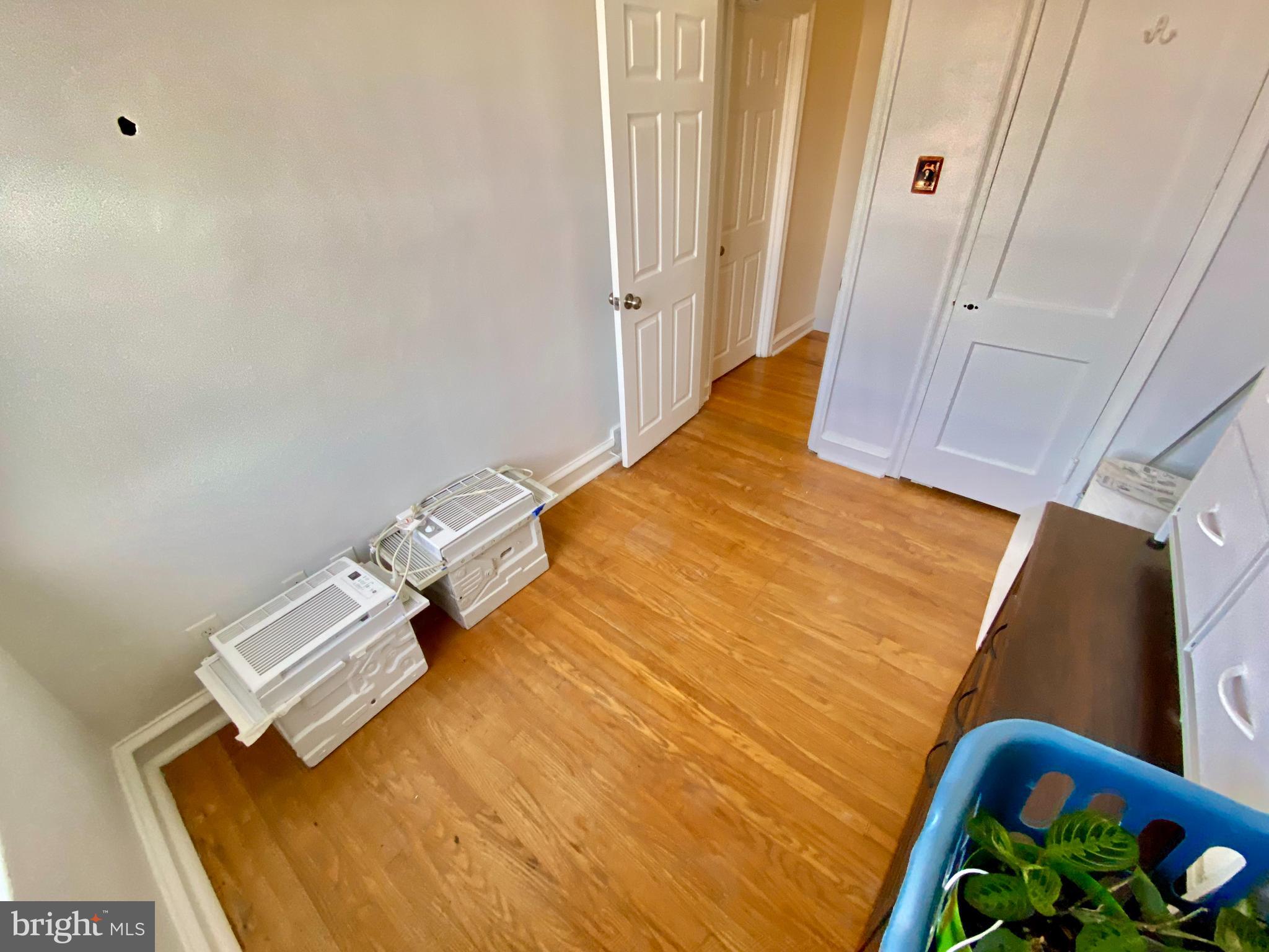 MAYFAIR - Residential