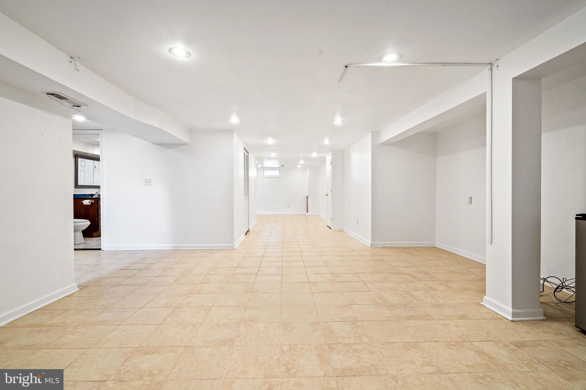 MARYLAND CITY - Residential