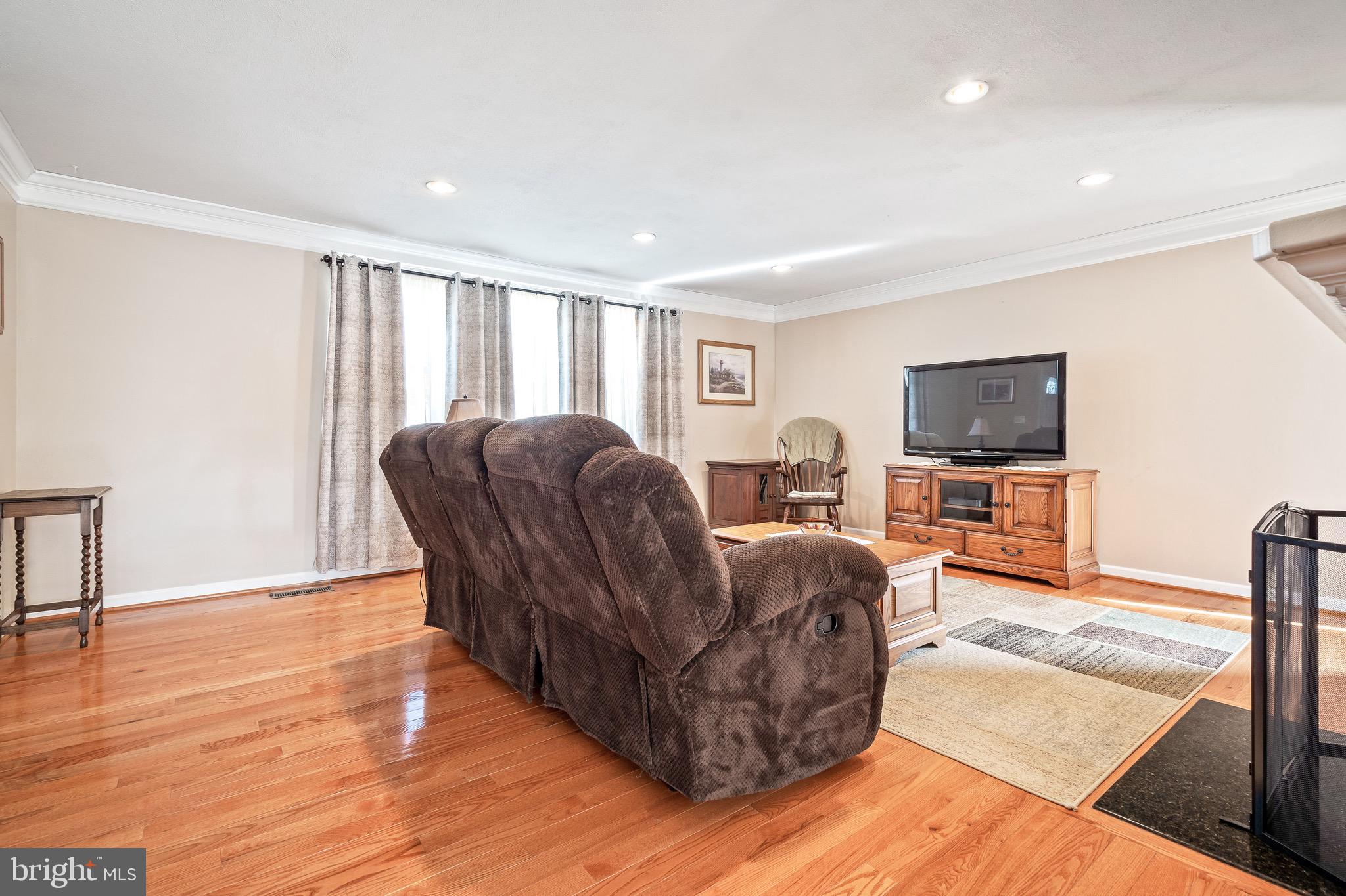 MARYLAND CITY - Residential