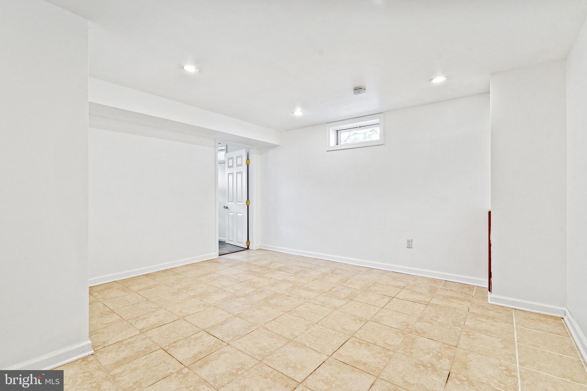 MARYLAND CITY - Residential