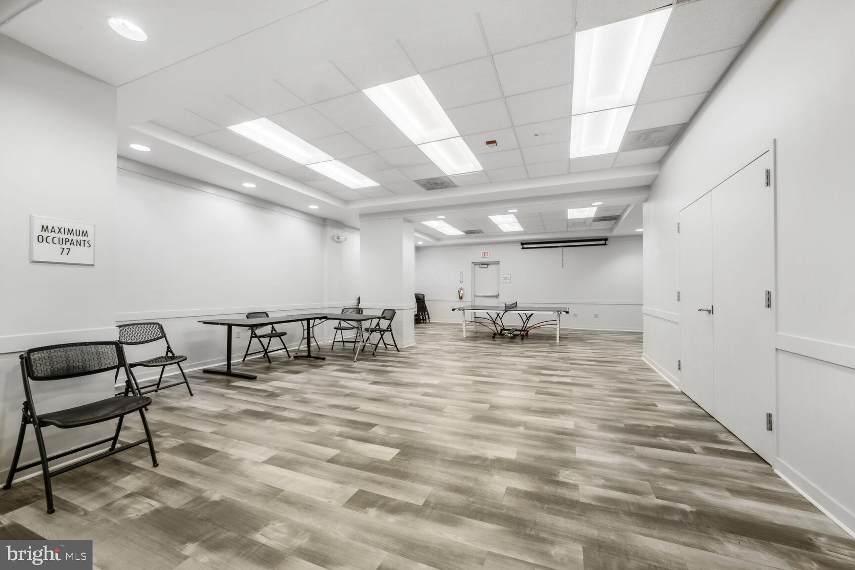 RIVER PLACE WEST - Residential