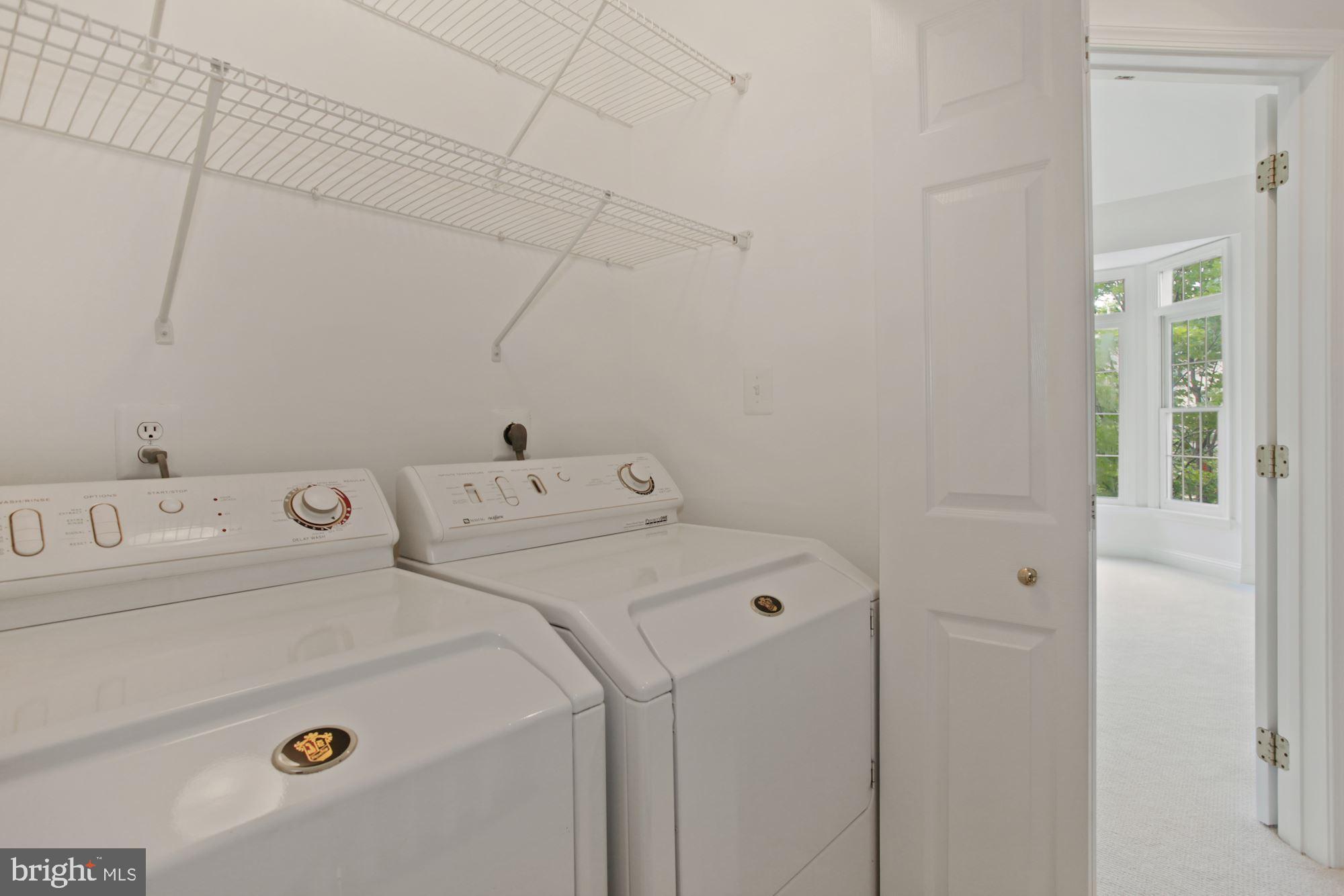 PALISADES PARK - Residential Lease