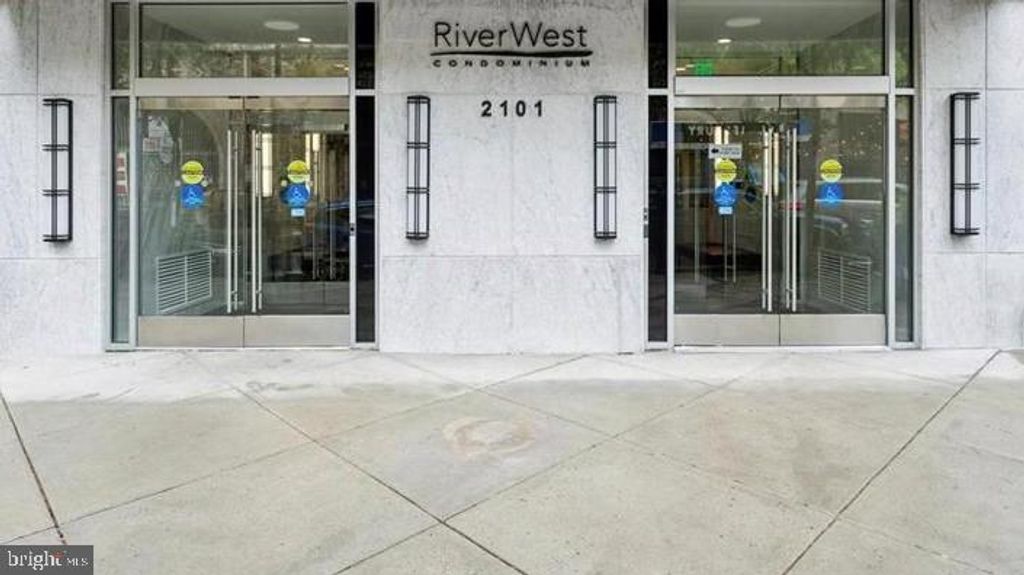Photo of 2101 Chestnut St #517, PHILADELPHIA, PA 19103 (MLS # PAPH2549832)