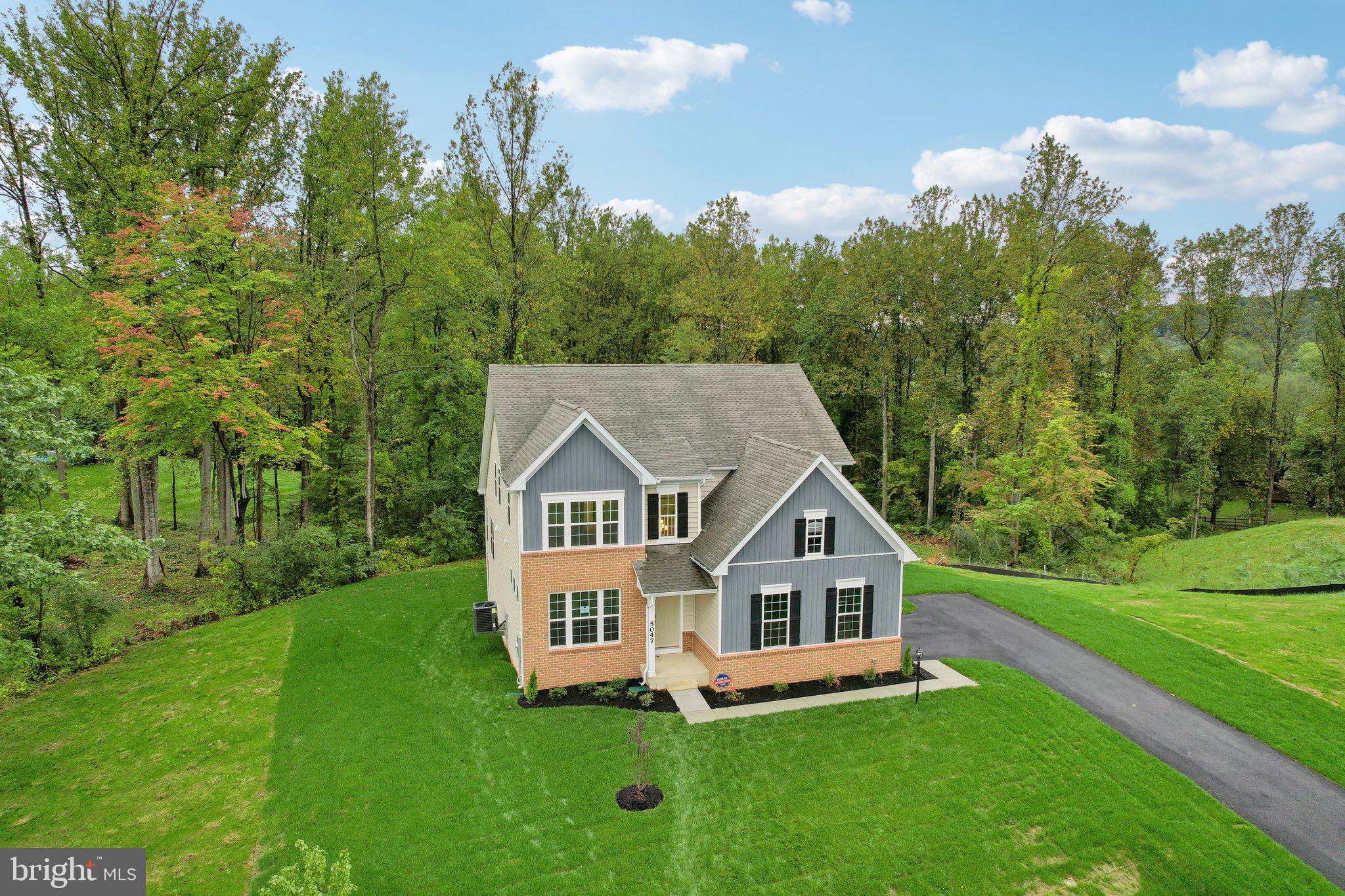 WOODED RUN ESTATES - Residential