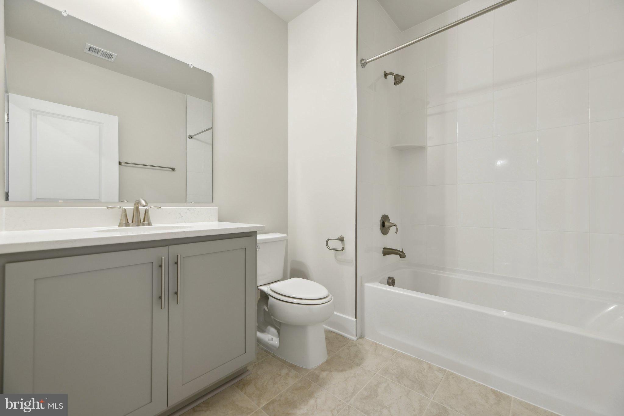 WOODED RUN ESTATES - Residential