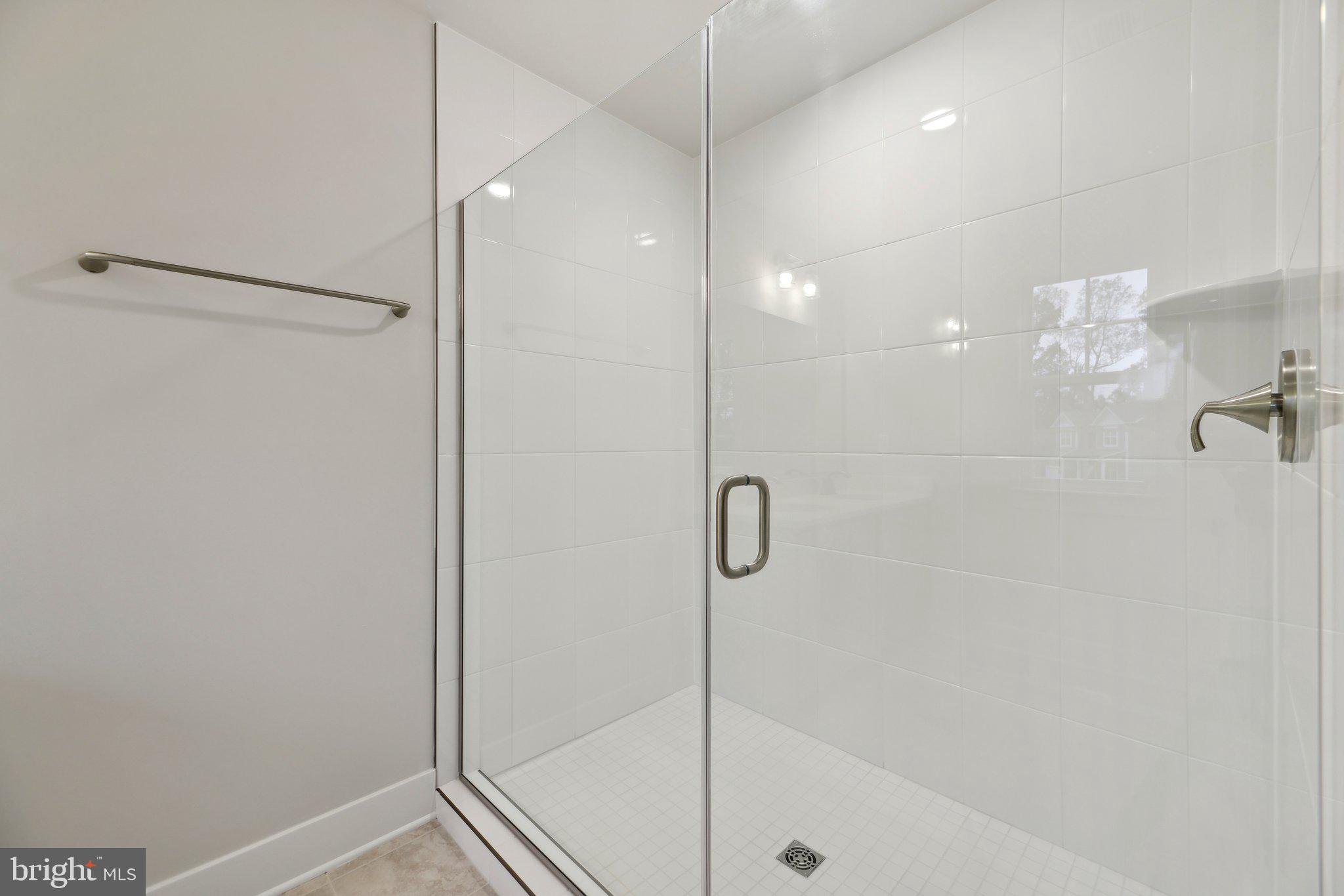 WOODED RUN ESTATES - Residential