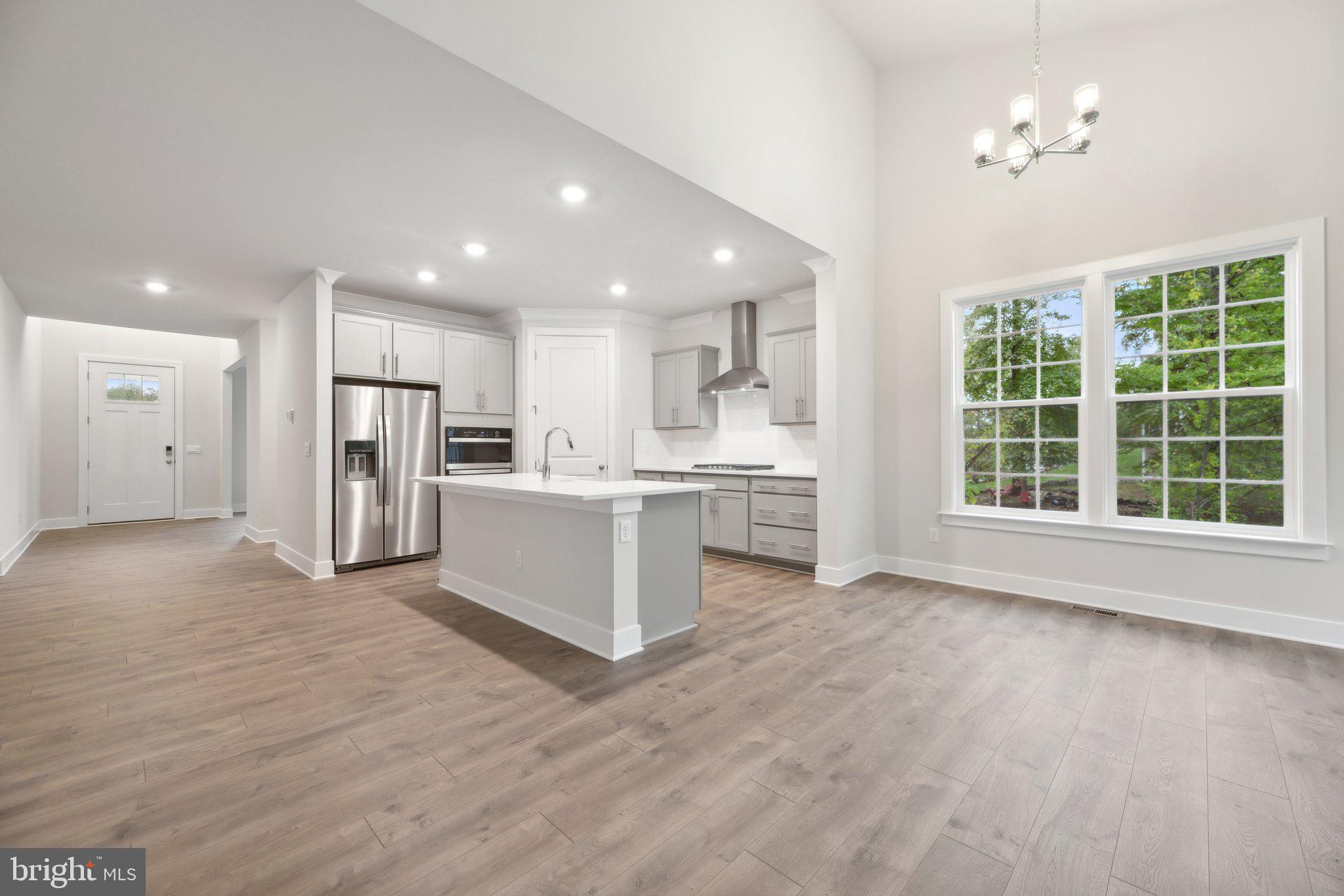 WOODED RUN ESTATES - Residential