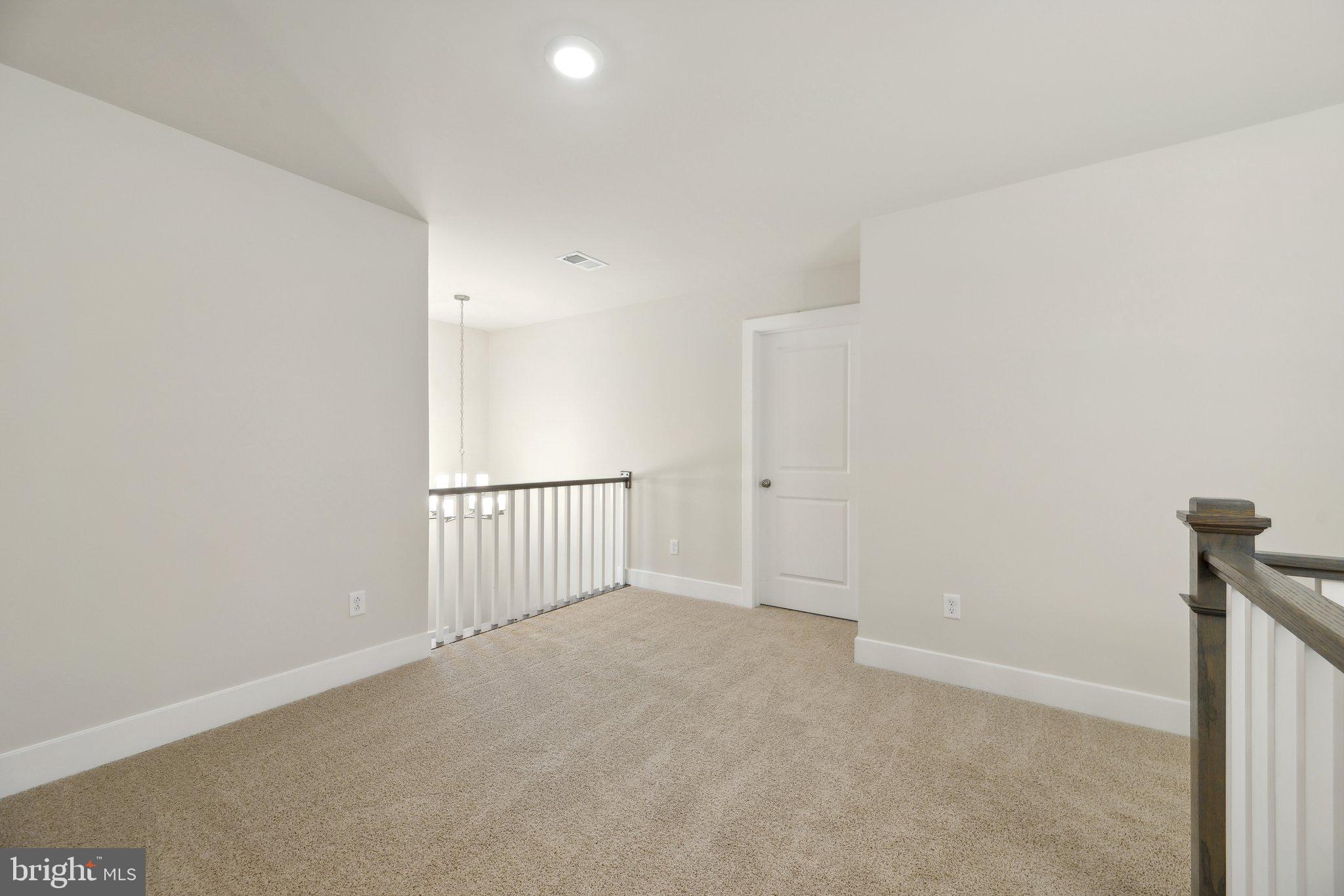 WOODED RUN ESTATES - Residential