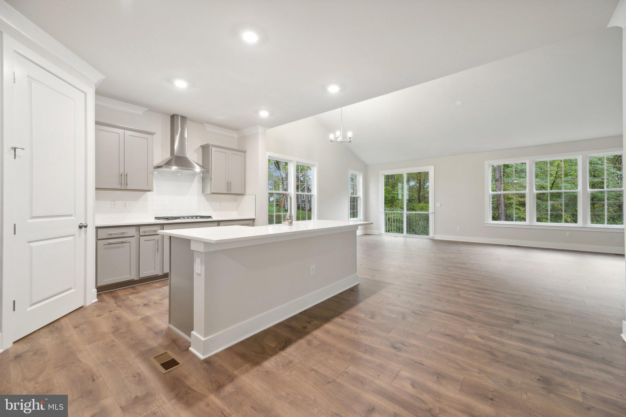 WOODED RUN ESTATES - Residential