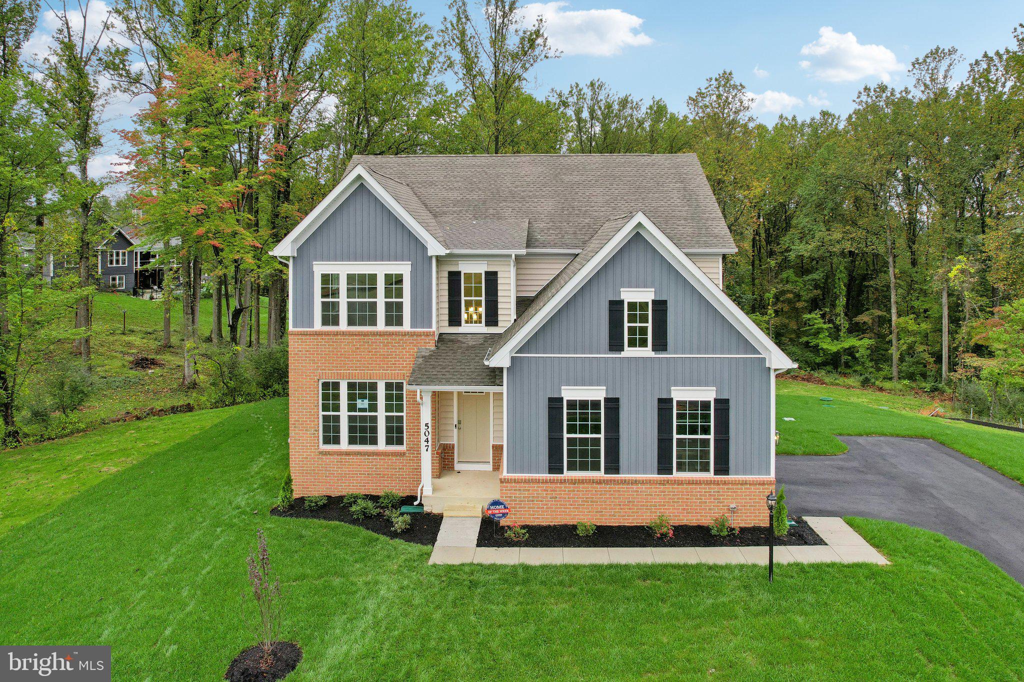 WOODED RUN ESTATES - Residential