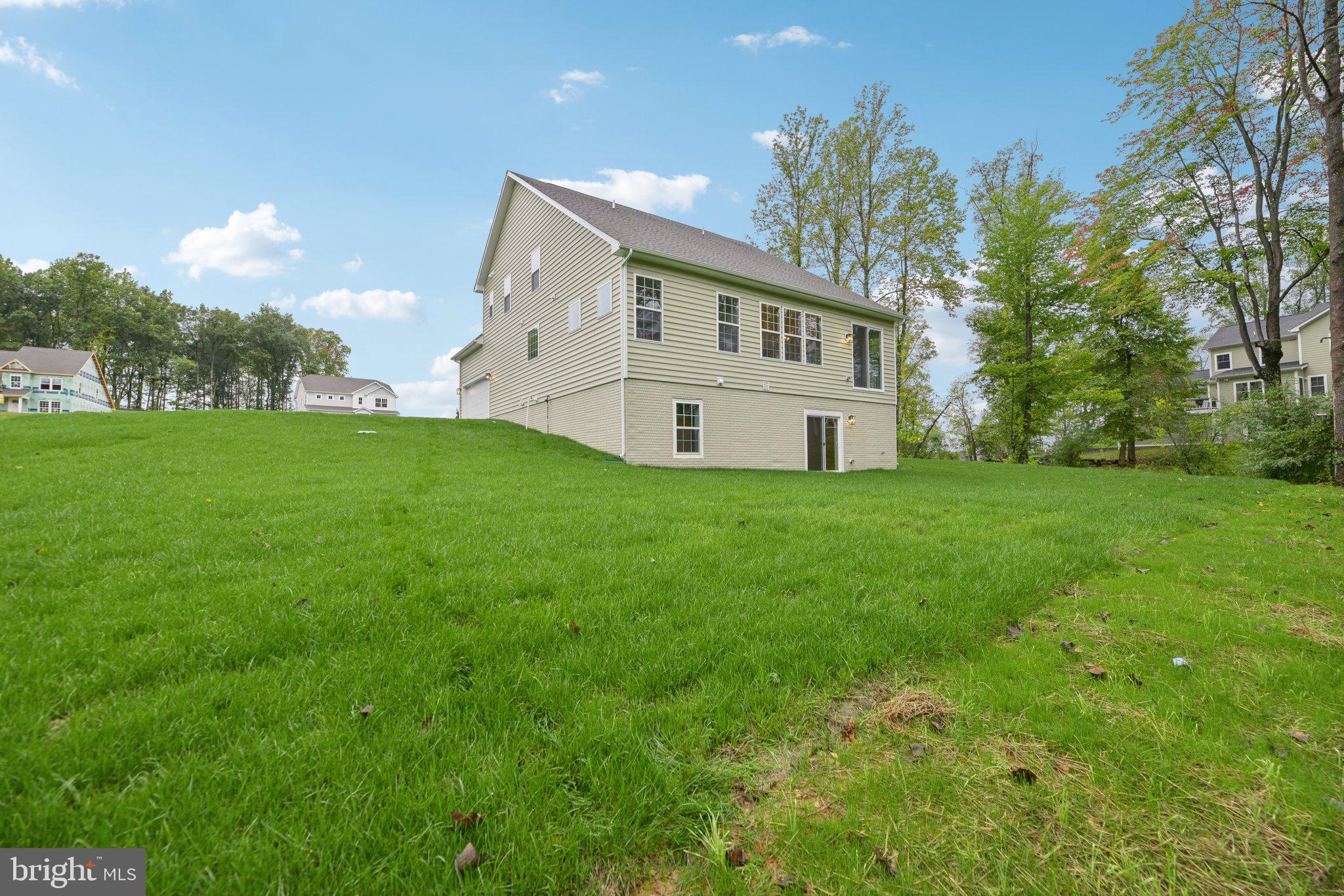 WOODED RUN ESTATES - Residential