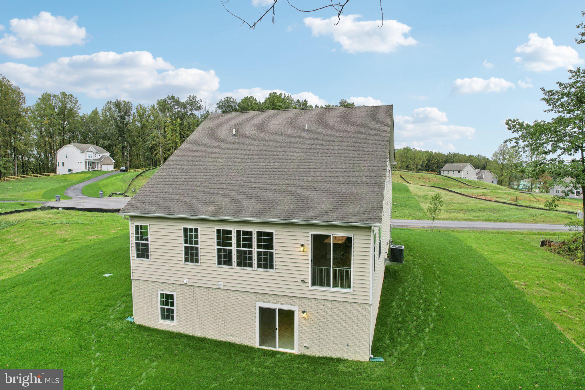 WOODED RUN ESTATES - Residential