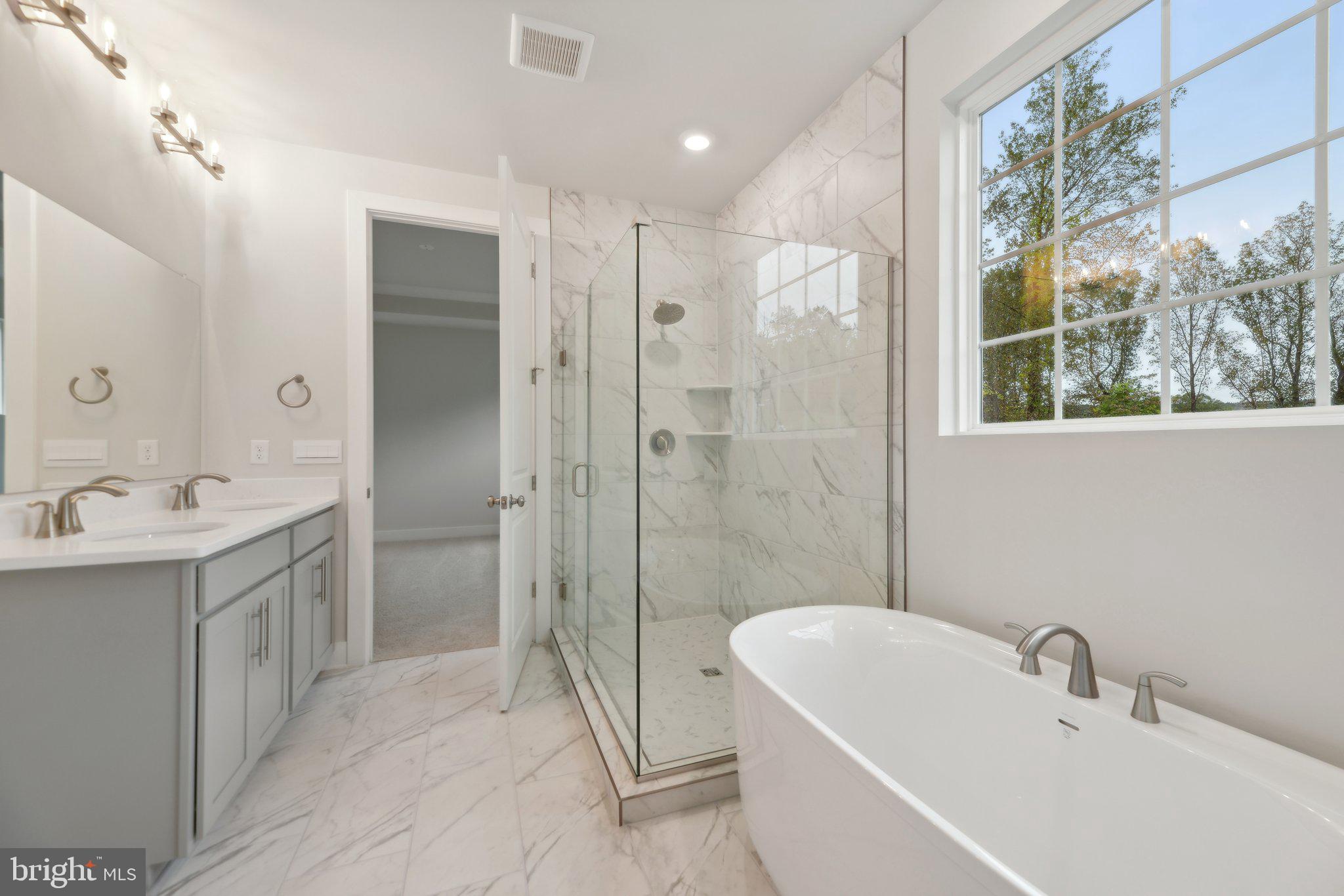 WOODED RUN ESTATES - Residential