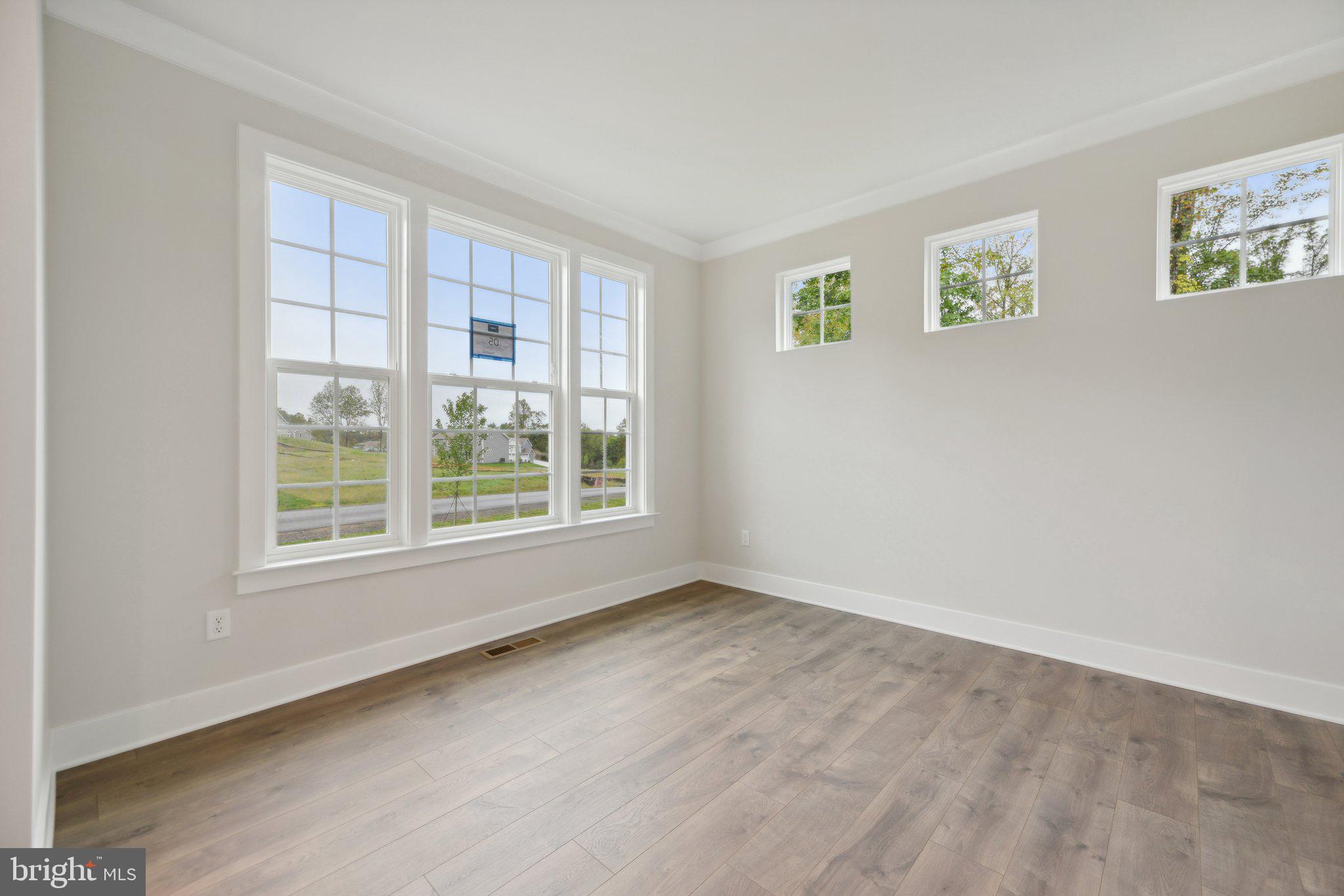 WOODED RUN ESTATES - Residential