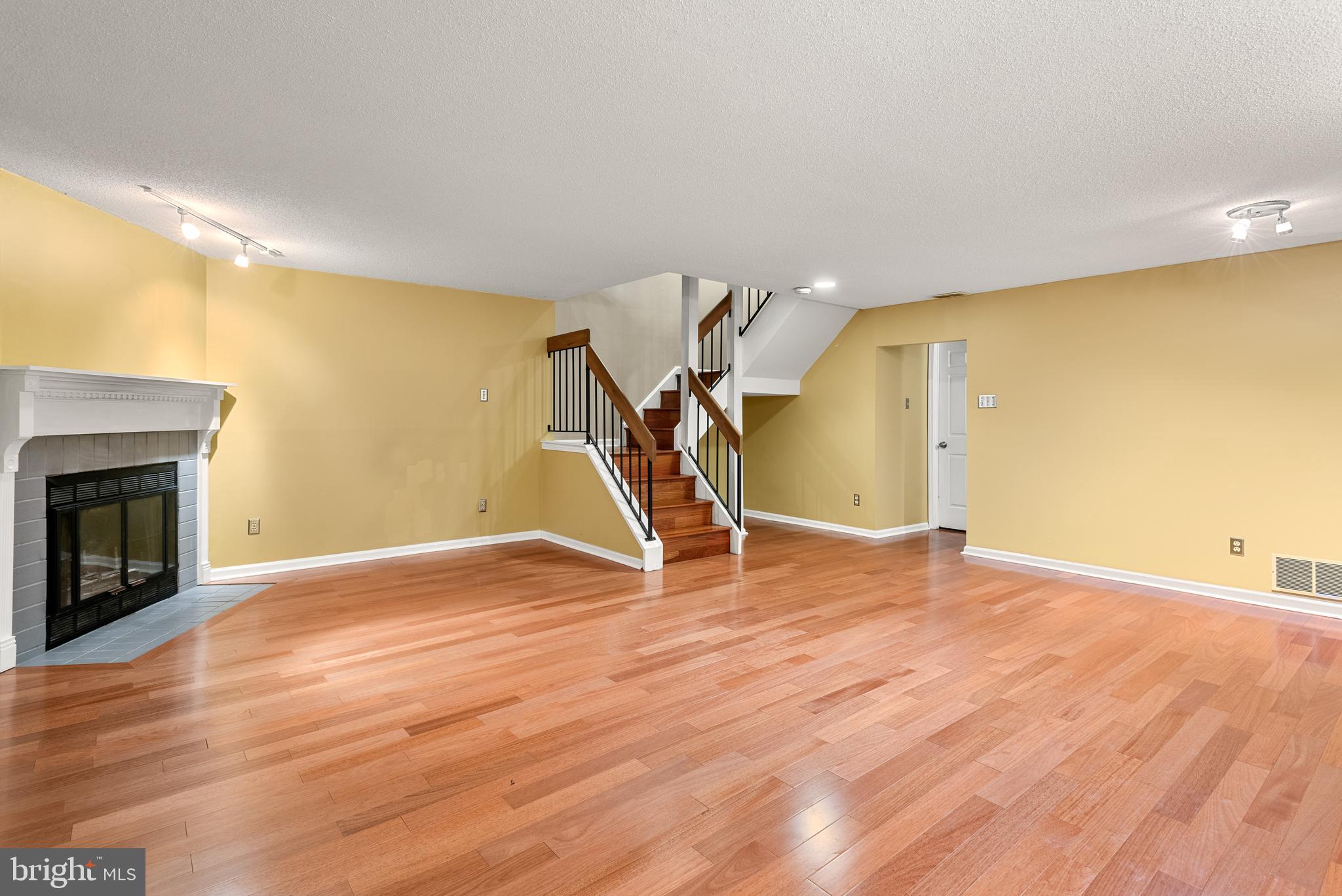 CHESTERBROOK - Residential Lease