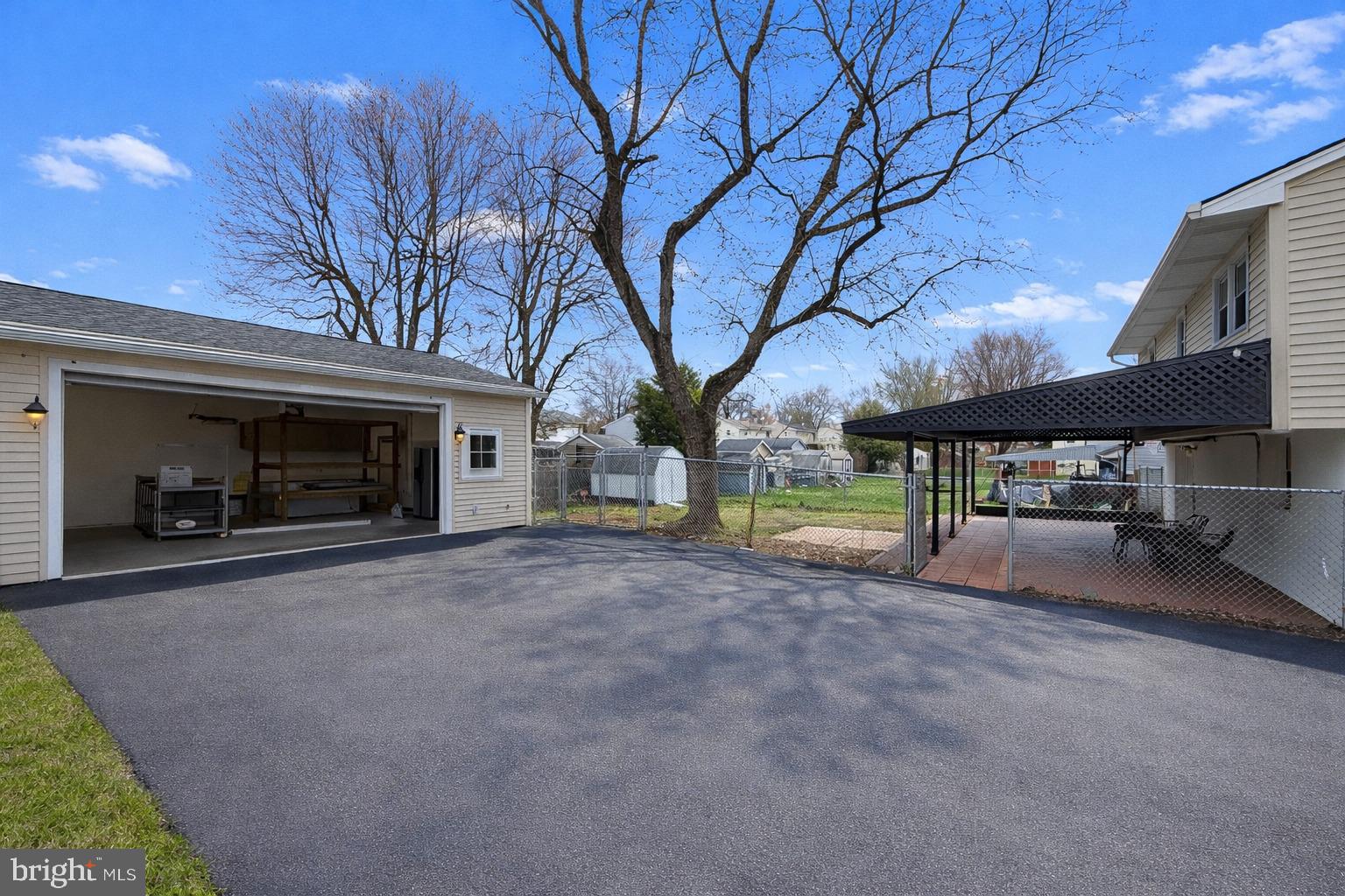 12919 KERRYDALE ROAD